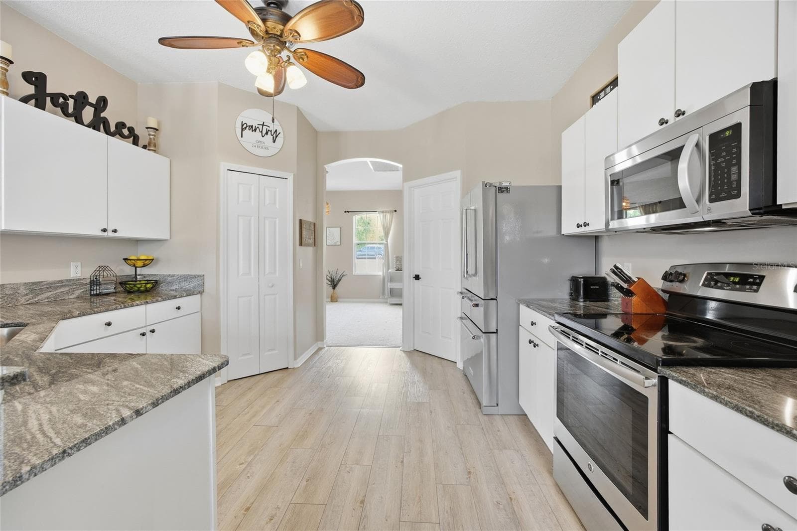 Single Family Residence at 11578 SW 50TH CIR, OCALA, photo 6 of 33