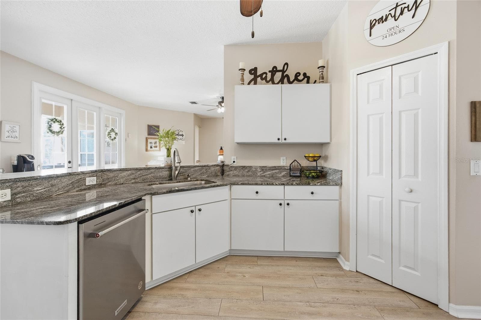 Single Family Residence at 11578 SW 50TH CIR, OCALA, photo 8 of 33