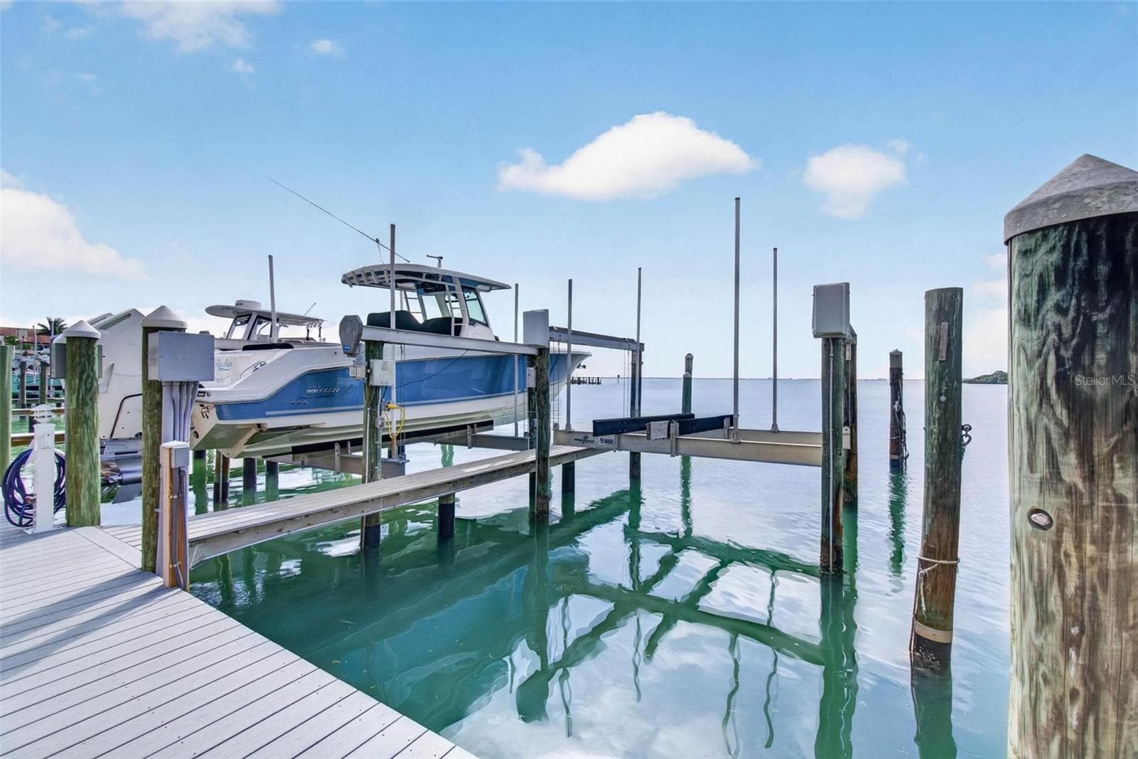 Condominium at 363 PINELLAS BAYWAY S #42, ST PETERSBURG, photo 4 of 35