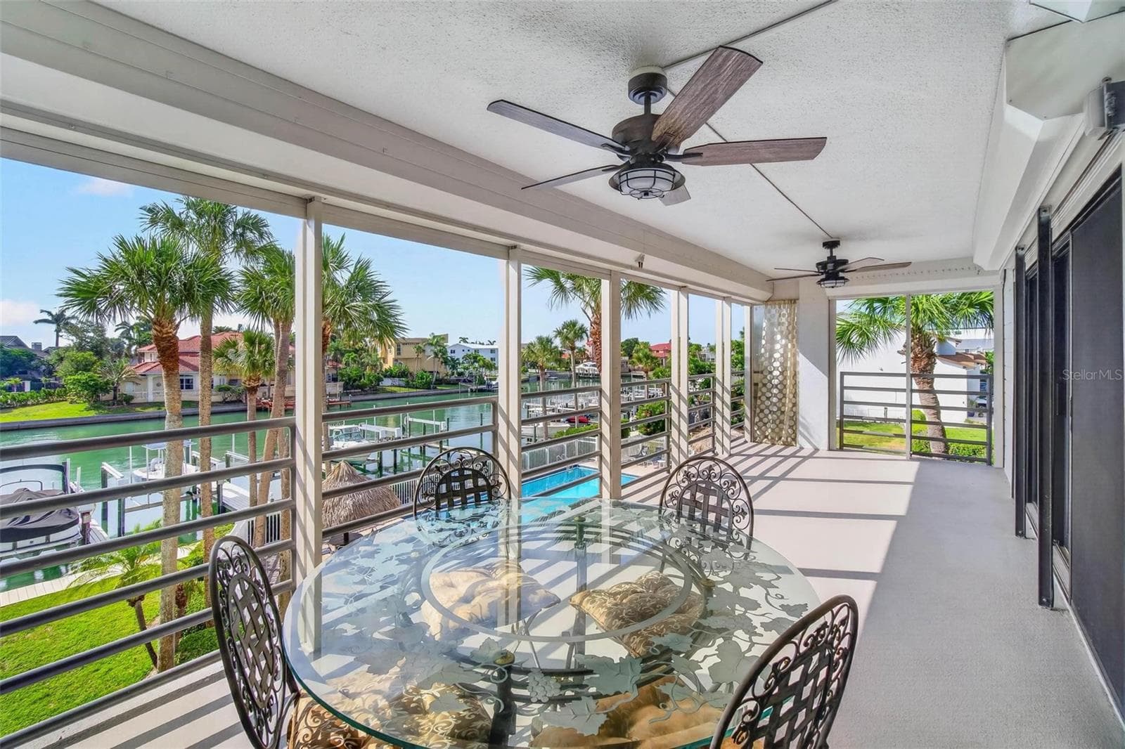 Condominium at 363 PINELLAS BAYWAY S #42, ST PETERSBURG, photo 7 of 35