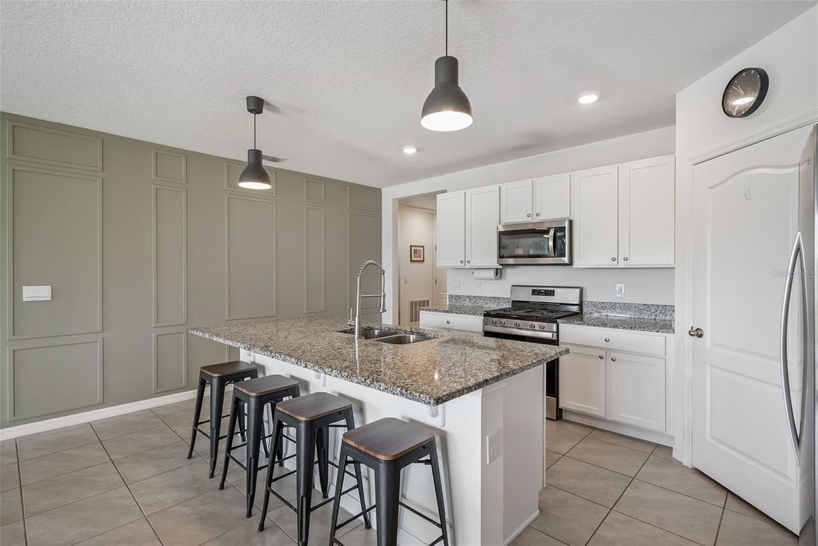 Single Family Residence at 623 LAZIO CIR, DEBARY, photo 4 of 57