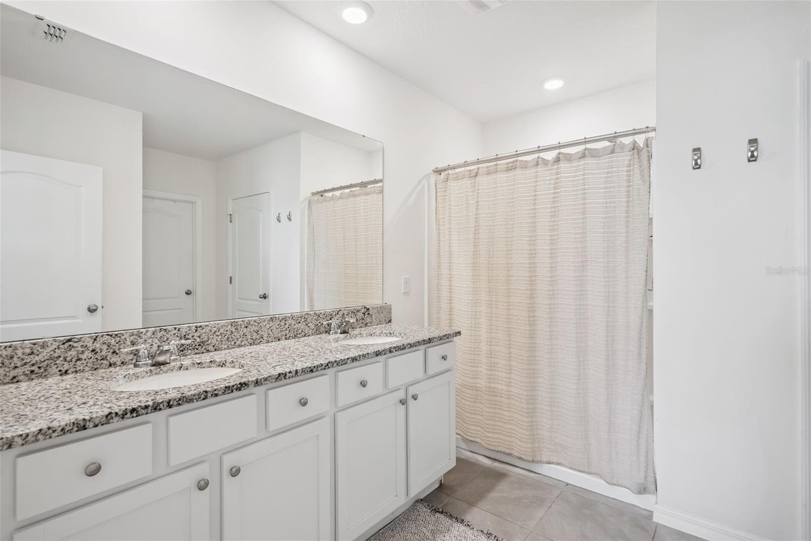 Single Family Residence at 623 LAZIO CIR, DEBARY, photo 10 of 57