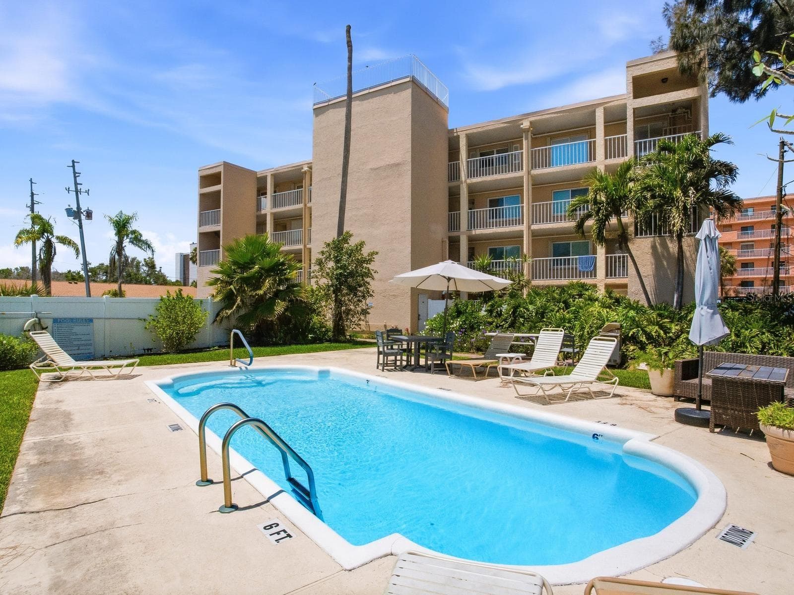 Community Pool - 1005 GULF BLVD #10, INDIAN ROCKS BEACH