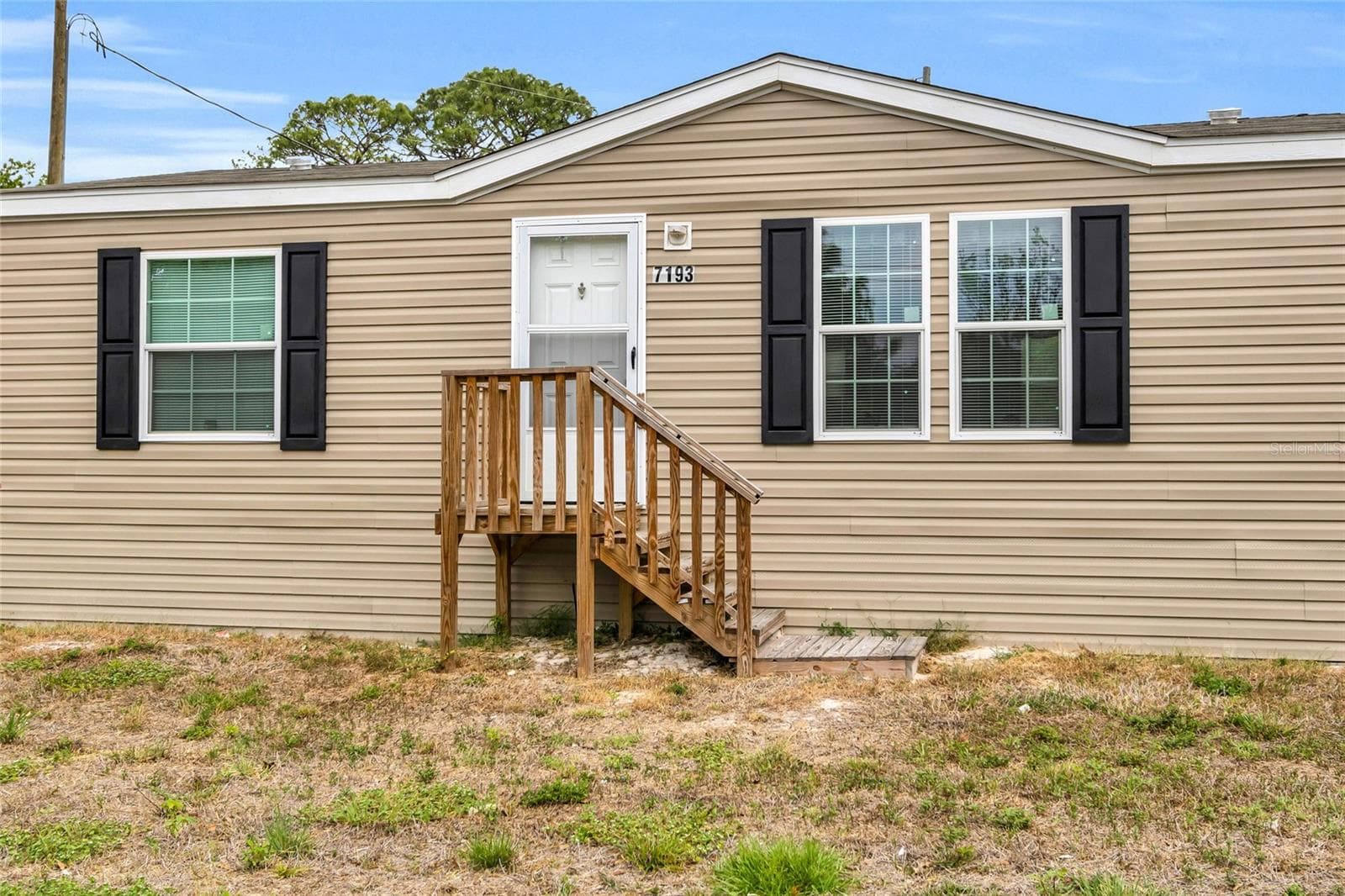 Manufactured Home at 7193 SEALAWN DR, SPRING HILL, photo 8 of 34
