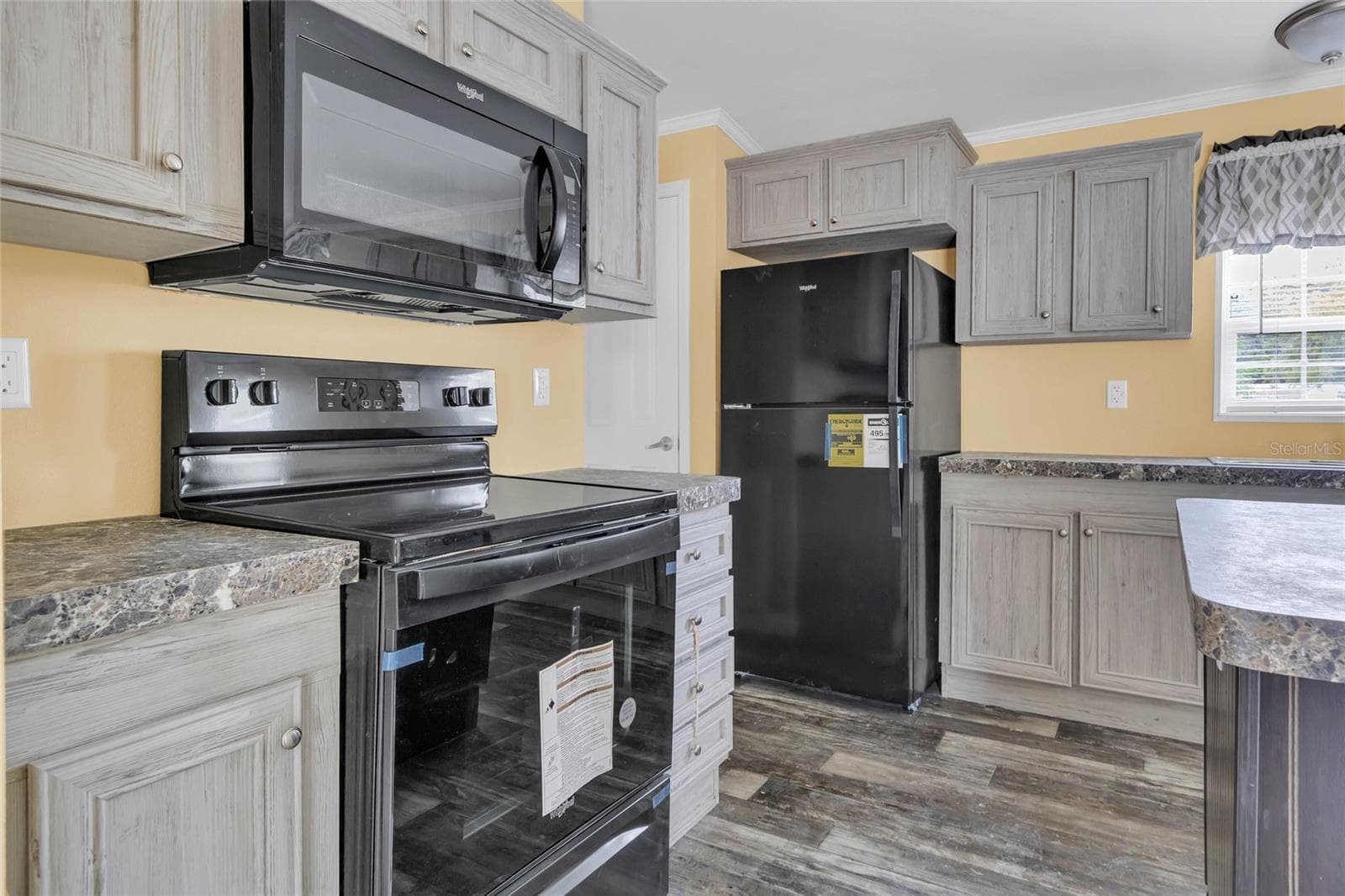Manufactured Home at 7193 SEALAWN DR, SPRING HILL, photo 13 of 34
