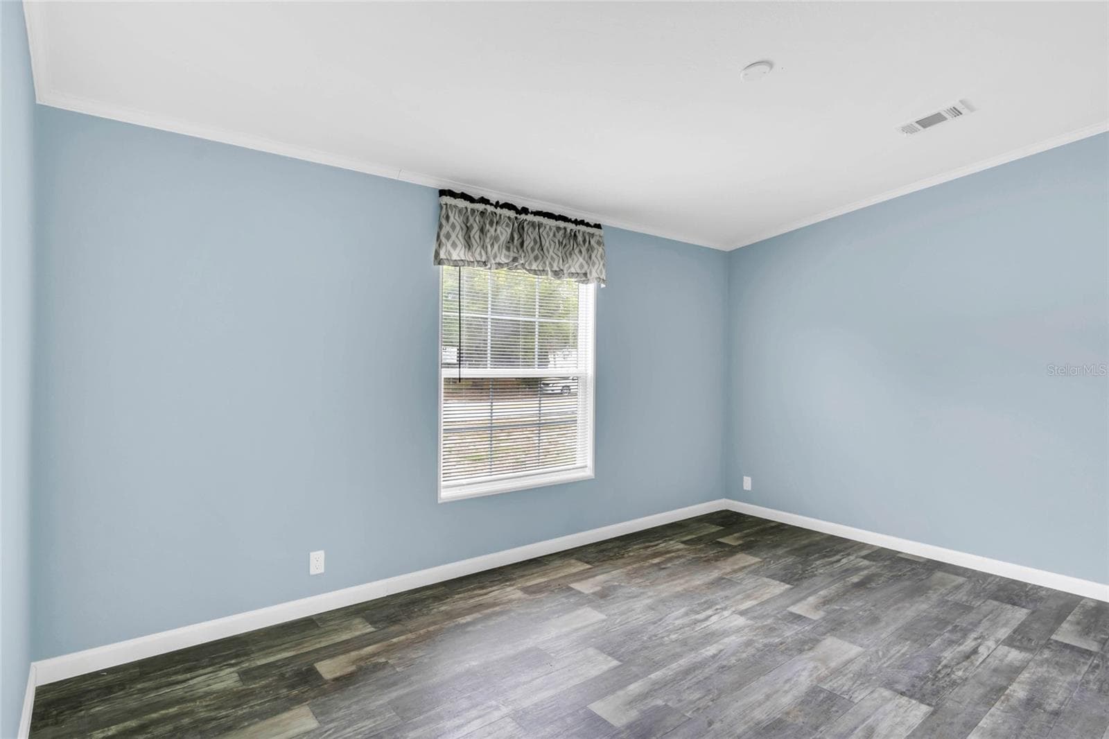 Manufactured Home at 7193 SEALAWN DR, SPRING HILL, photo 17 of 34