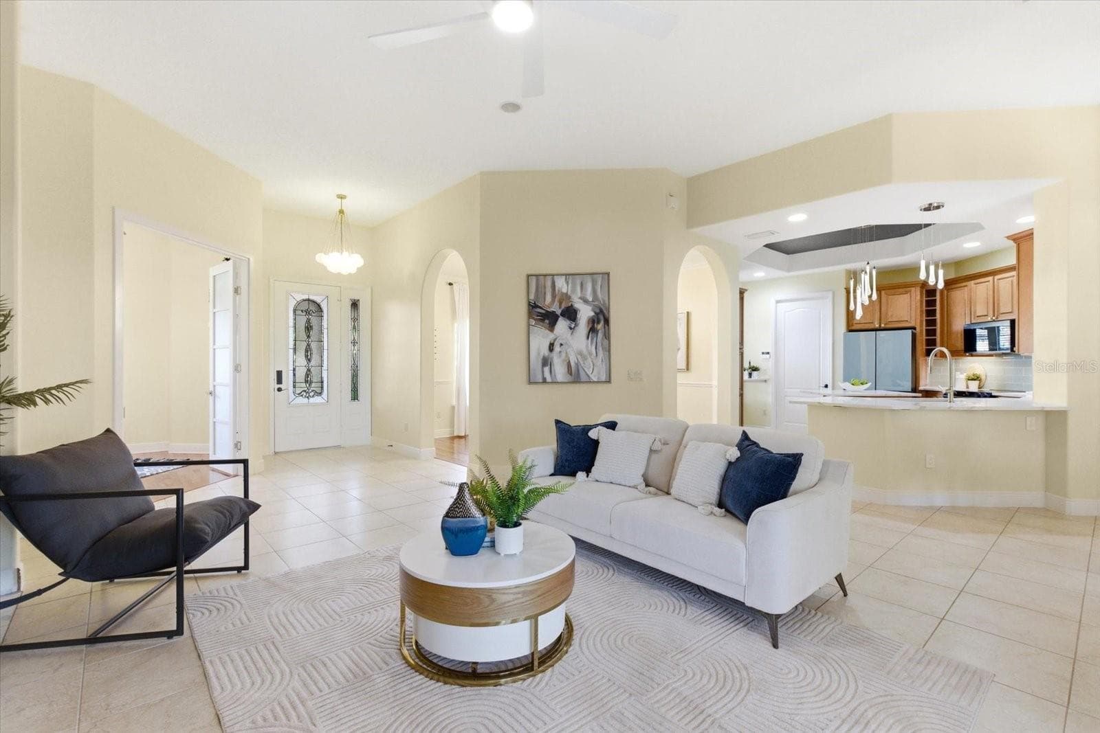 Single Family Residence at 1064 CEASARS CT, MOUNT DORA, photo 4 of 40
