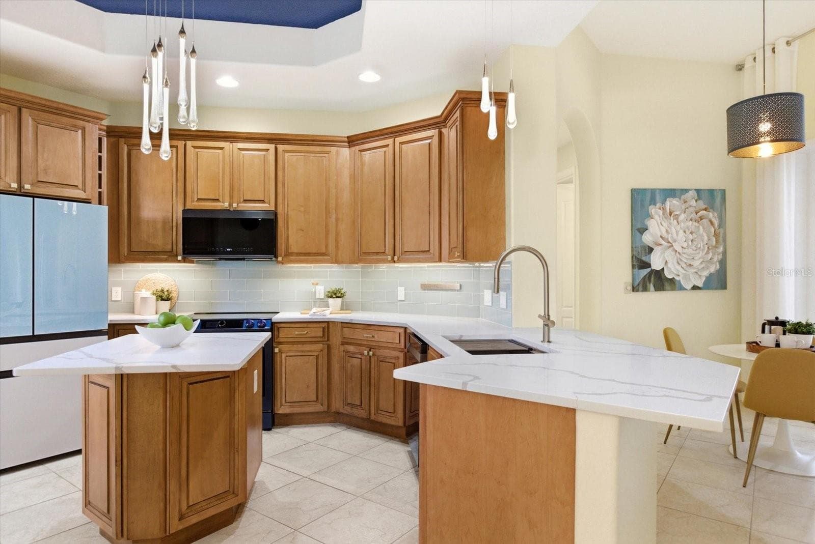 Single Family Residence at 1064 CEASARS CT, MOUNT DORA, photo 7 of 40