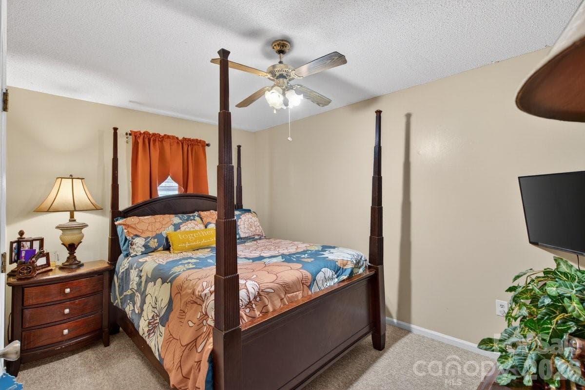 Condominium at 634 Hillcrest Drive, Shelby, photo 10 of 22