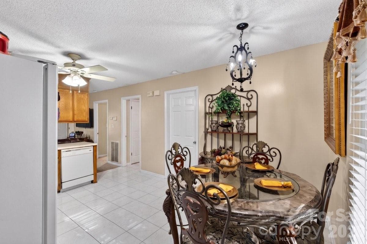 Condominium at 634 Hillcrest Drive, Shelby, photo 15 of 22