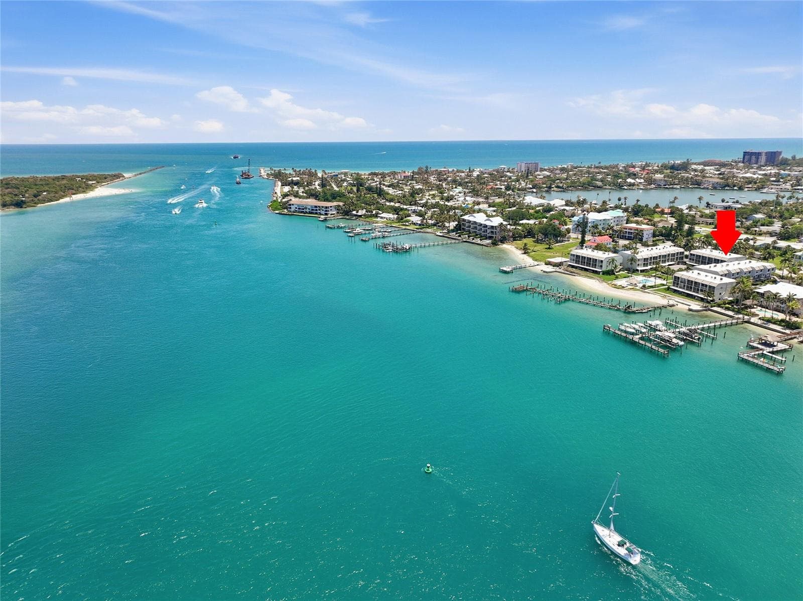 Estrodinary location close to the ocean - 1300 SEAWAY DR #C1, HUTCHINSON ISLAND