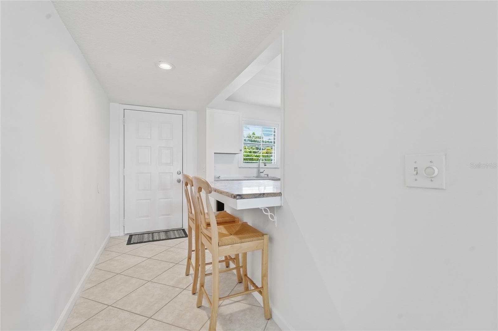 Entryway - 1300 SEAWAY DR #C1, HUTCHINSON ISLAND
