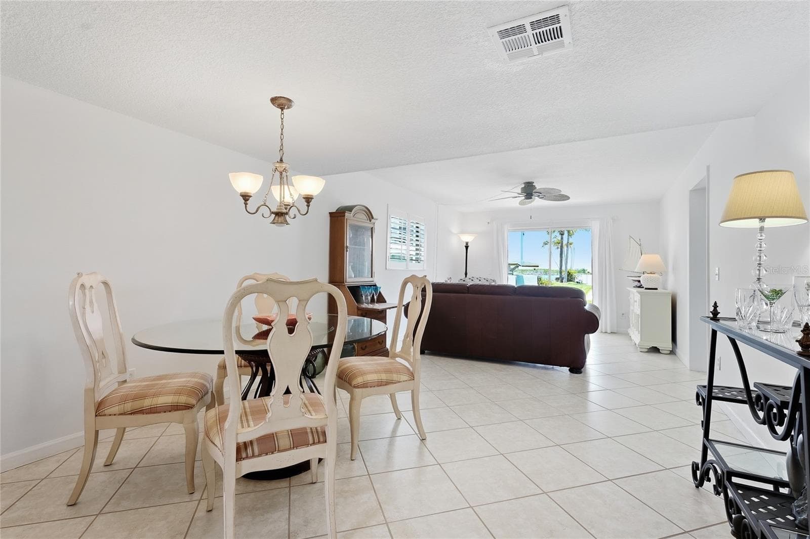 Dining room to Living Room - 1300 SEAWAY DR #C1, HUTCHINSON ISLAND