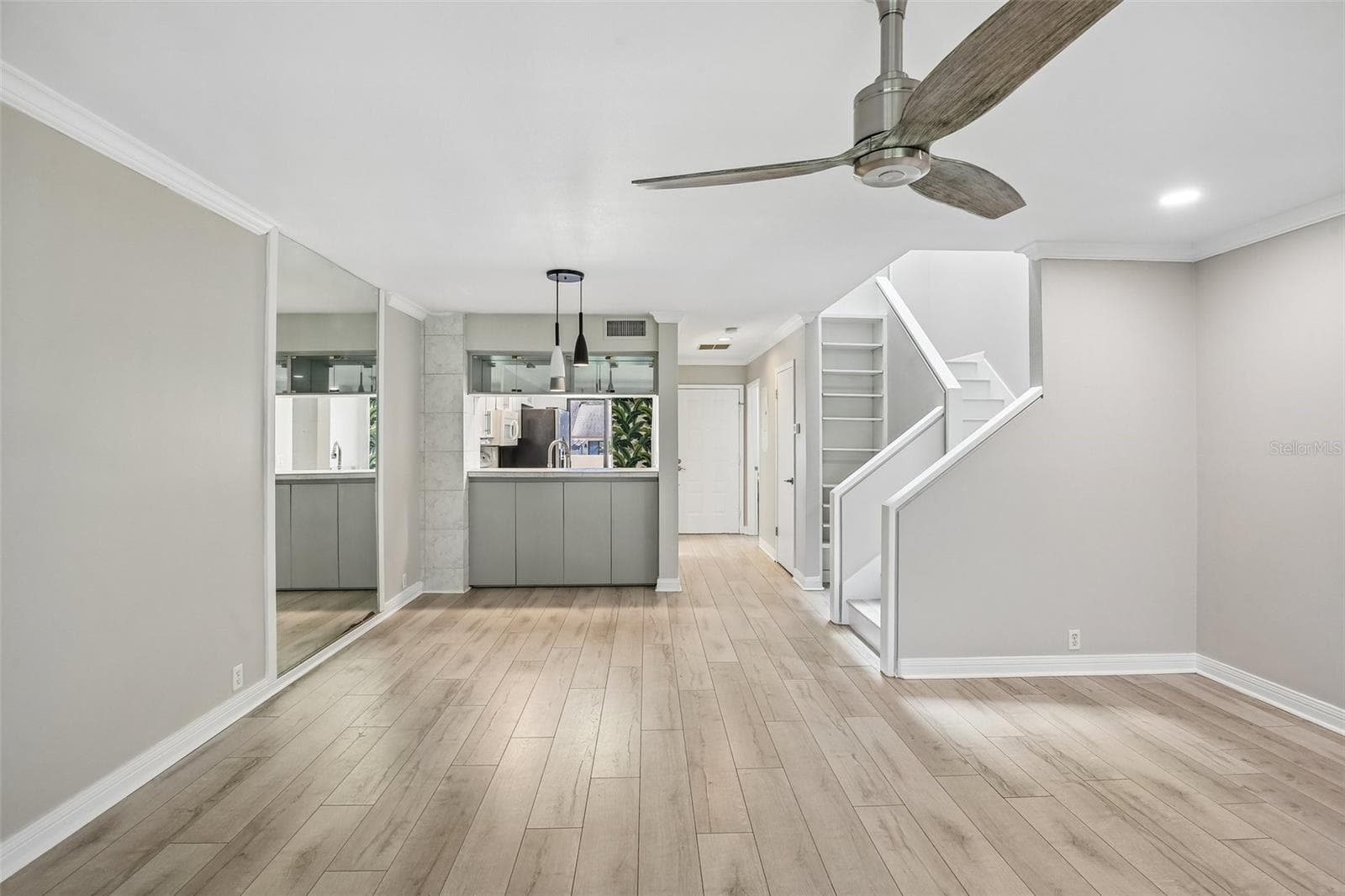 LIVING ROOM/DINING ROOM COMBO - 1006 CICERO LN, BRANDON