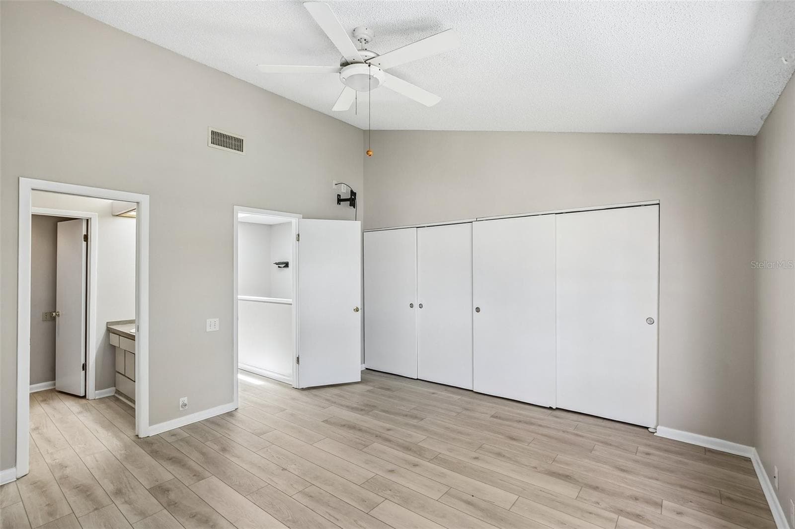 LARGE PRIMARY BEDROOM - 1006 CICERO LN, BRANDON