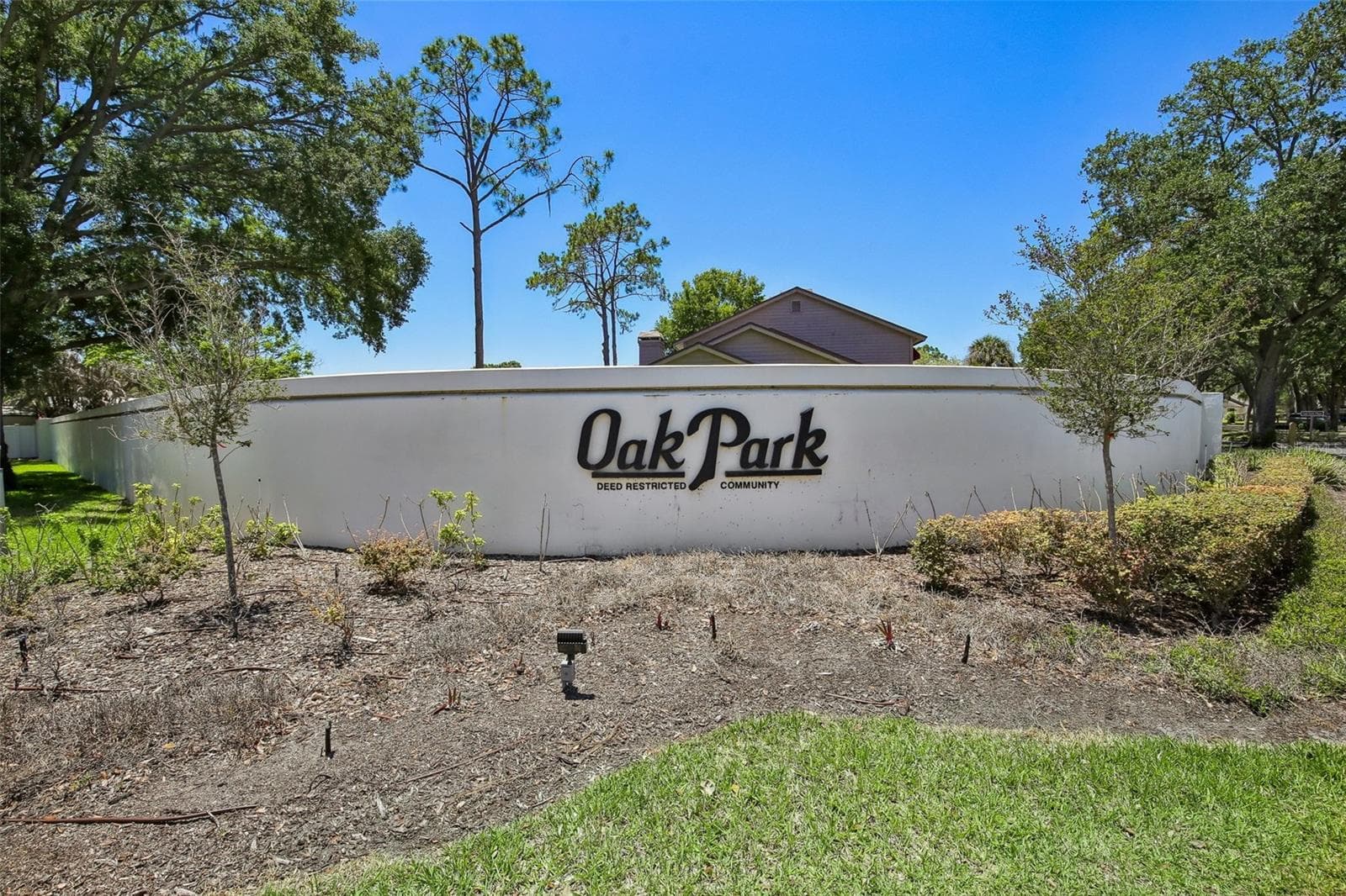COMMUITY ENTRANCE - 1006 CICERO LN, BRANDON