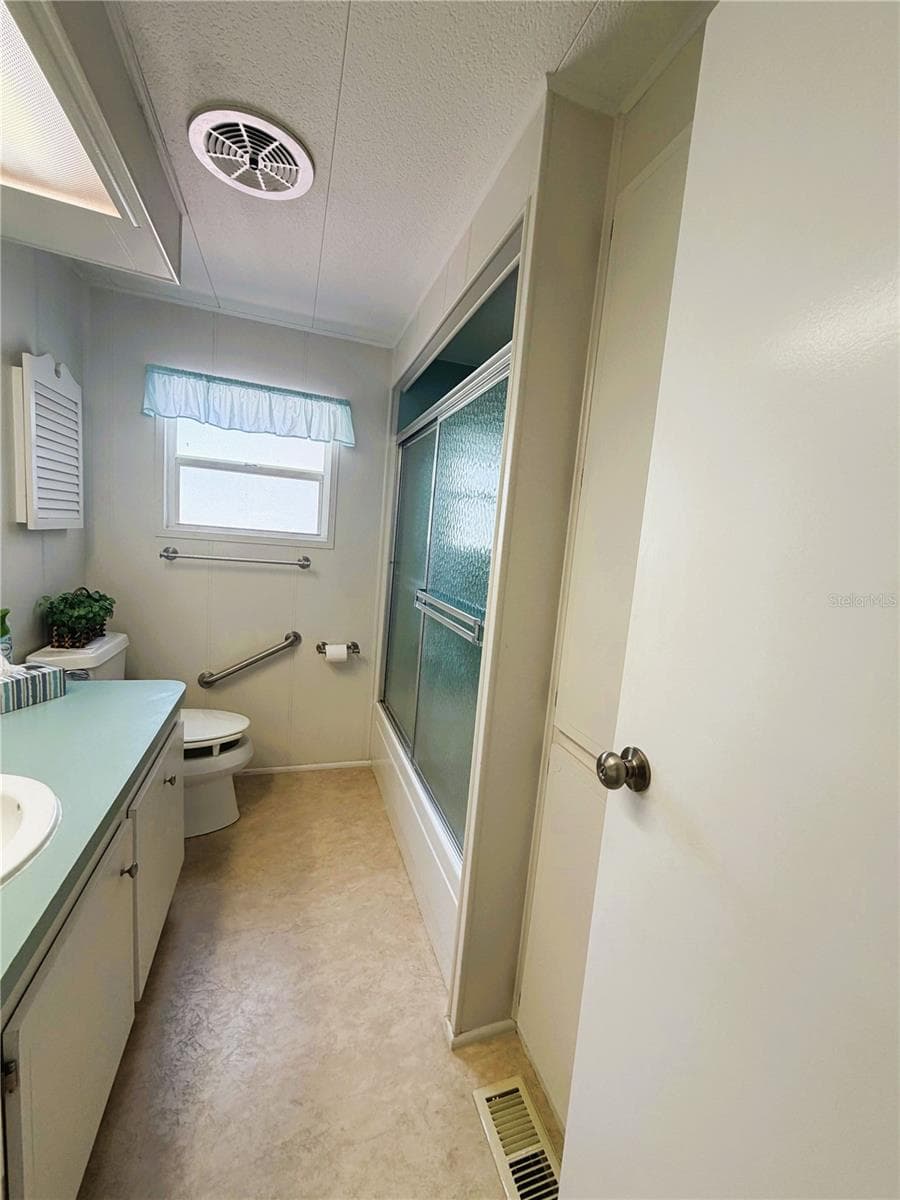 Mobile Home at 340 PALO VERDE DR, LEESBURG, photo 21 of 38