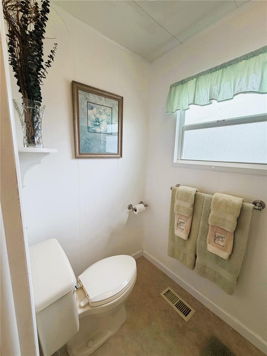 Mobile Home at 340 PALO VERDE DR, LEESBURG, photo 32 of 38