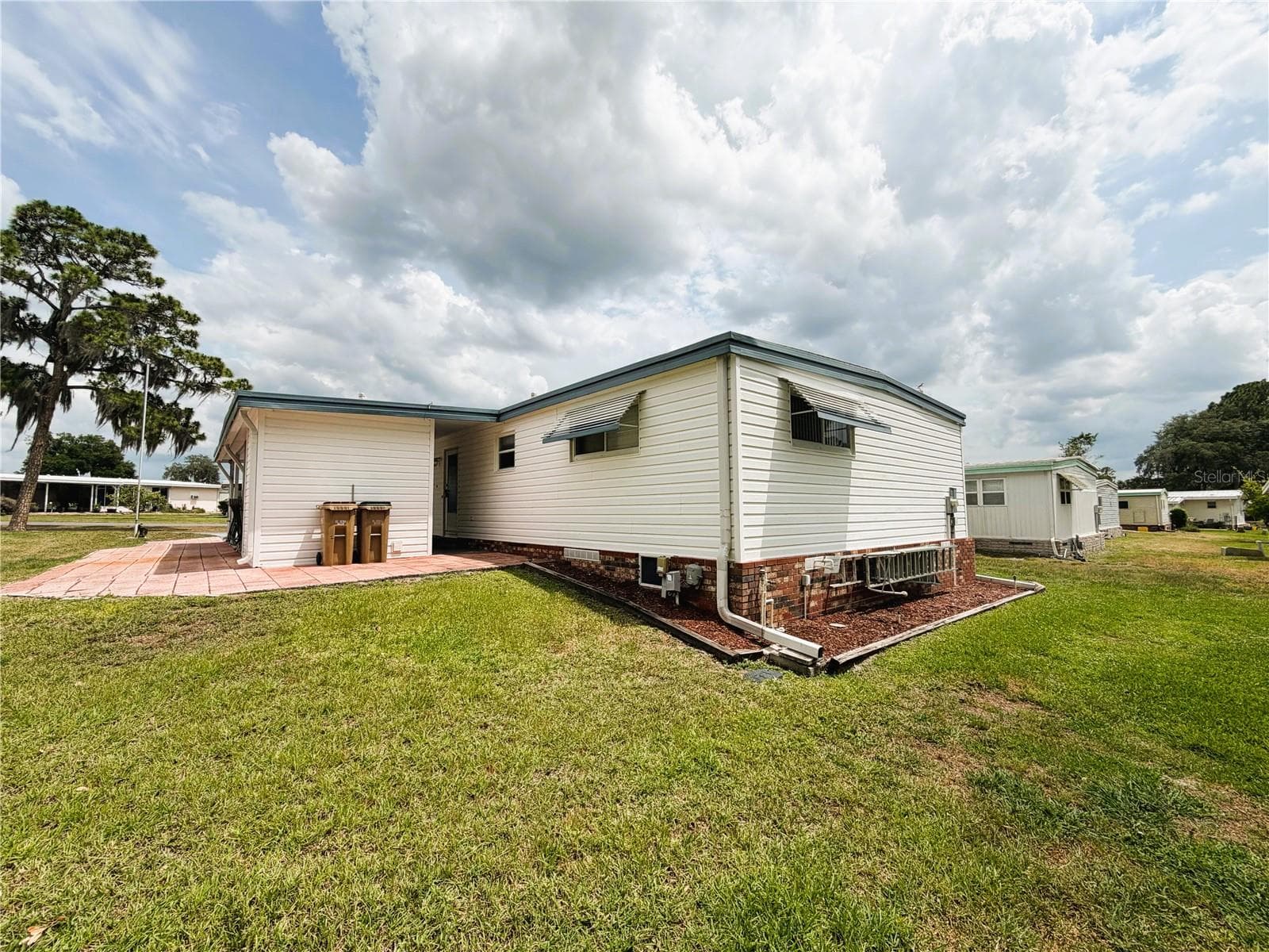 Mobile Home at 340 PALO VERDE DR, LEESBURG, photo 35 of 38