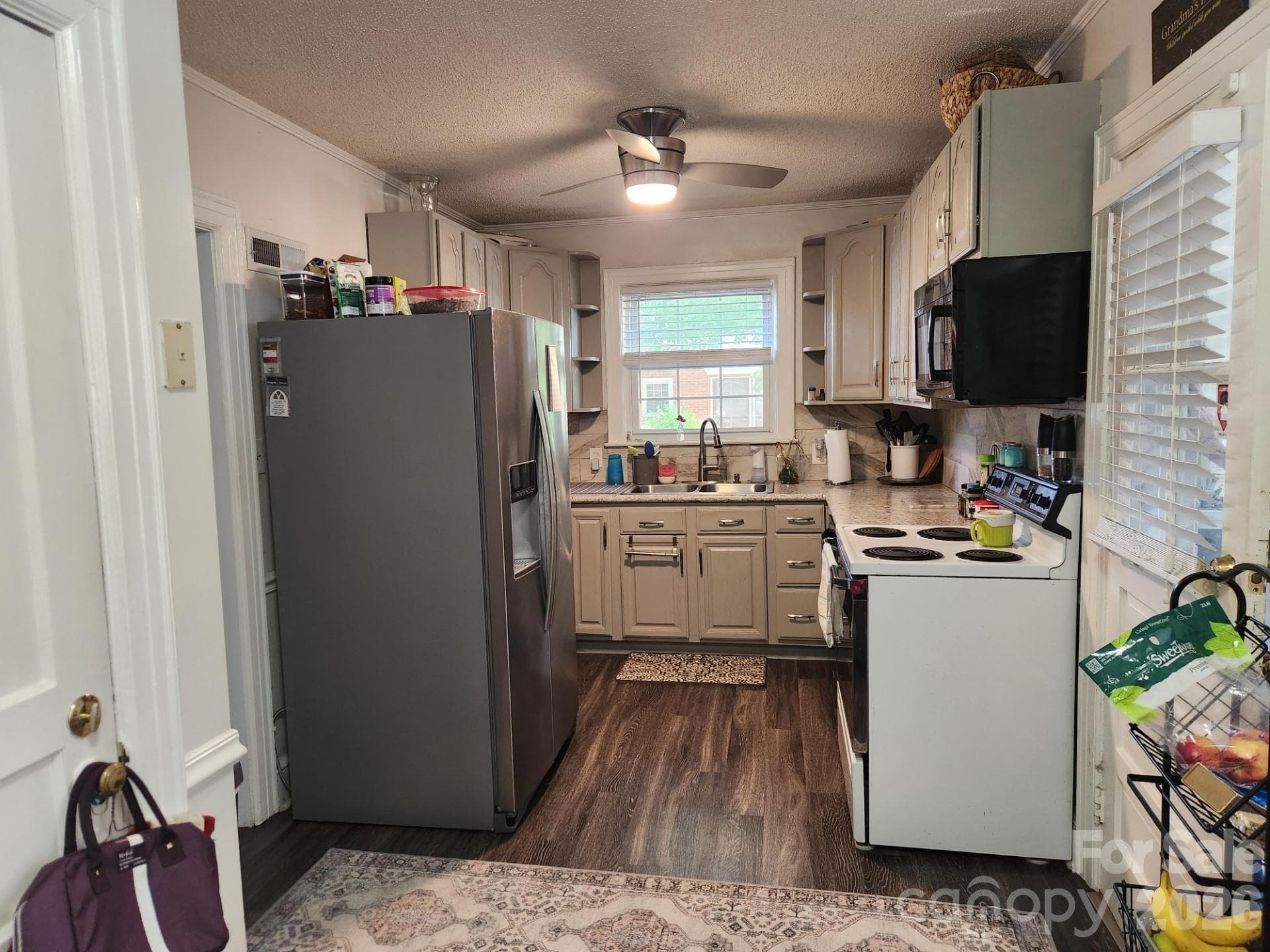 Well Appointed with Plenty of Cabinets - 3922 Mcmillan Street, Charlotte