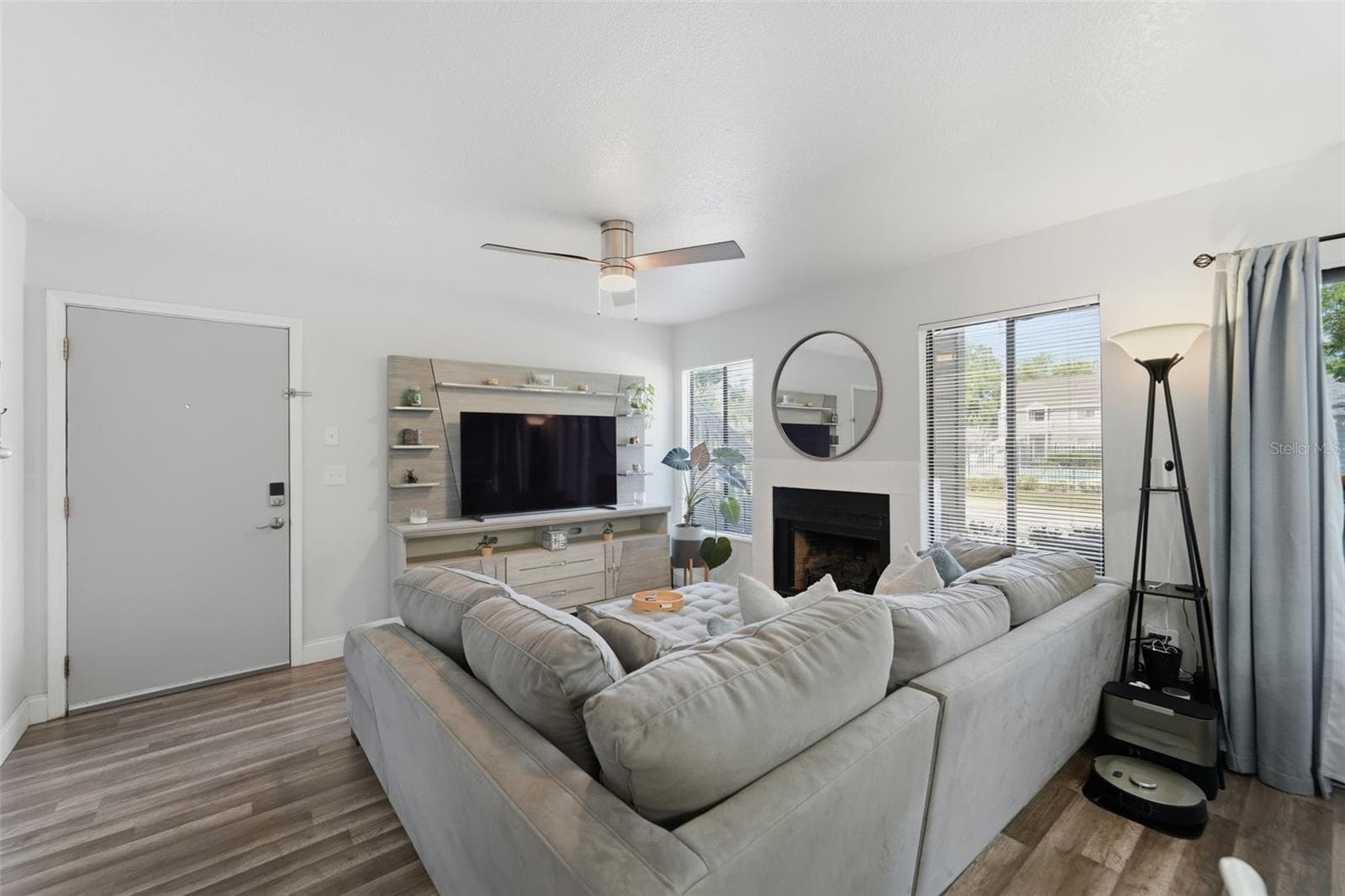Condominium at 537 SUN RIDGE PL #107, ALTAMONTE SPRINGS, photo 4 of 26
