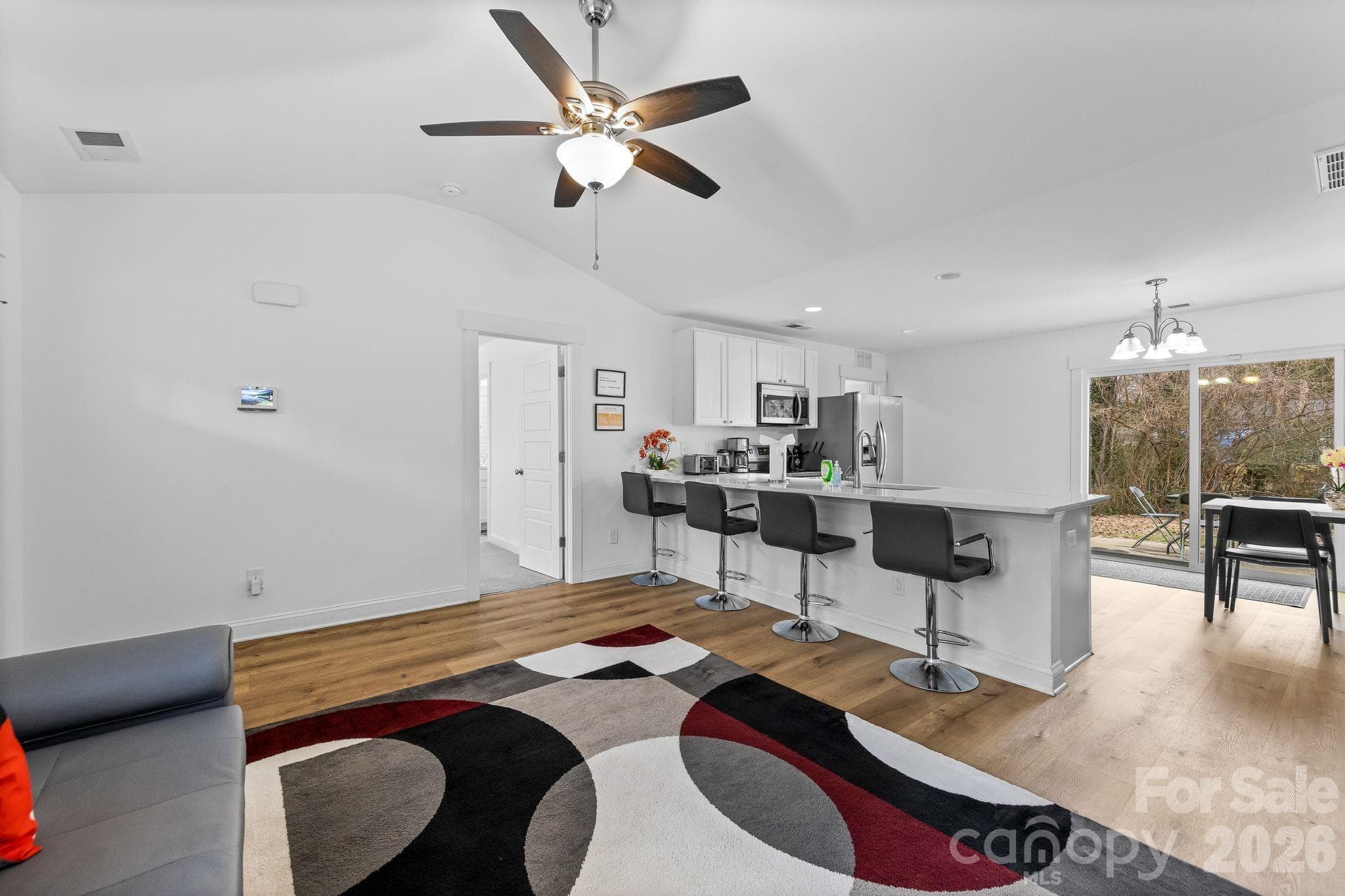 Single Family Residence at 4117 Colebrook Road, Charlotte, photo 10 of 30