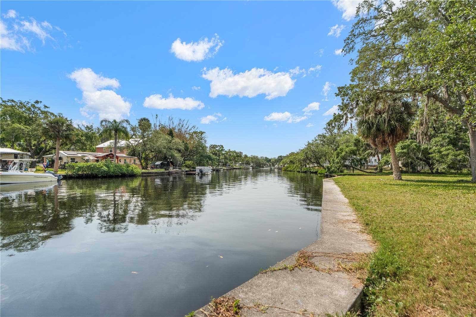 Single Family Residence at 5822 RIVER RD, NEW PORT RICHEY, photo 10 of 68