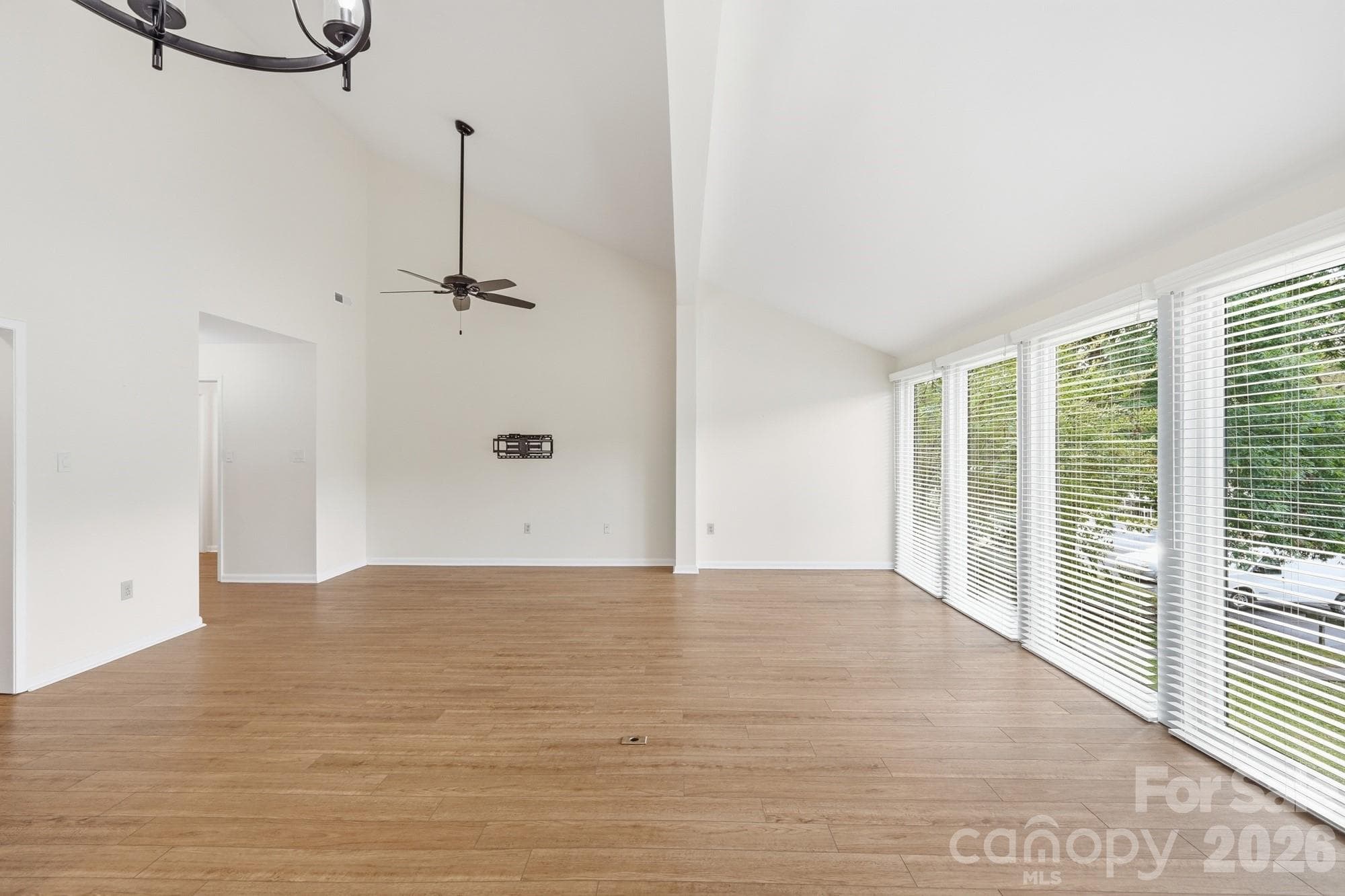 Condominium at Lake Wylie, photo 8 of 34
