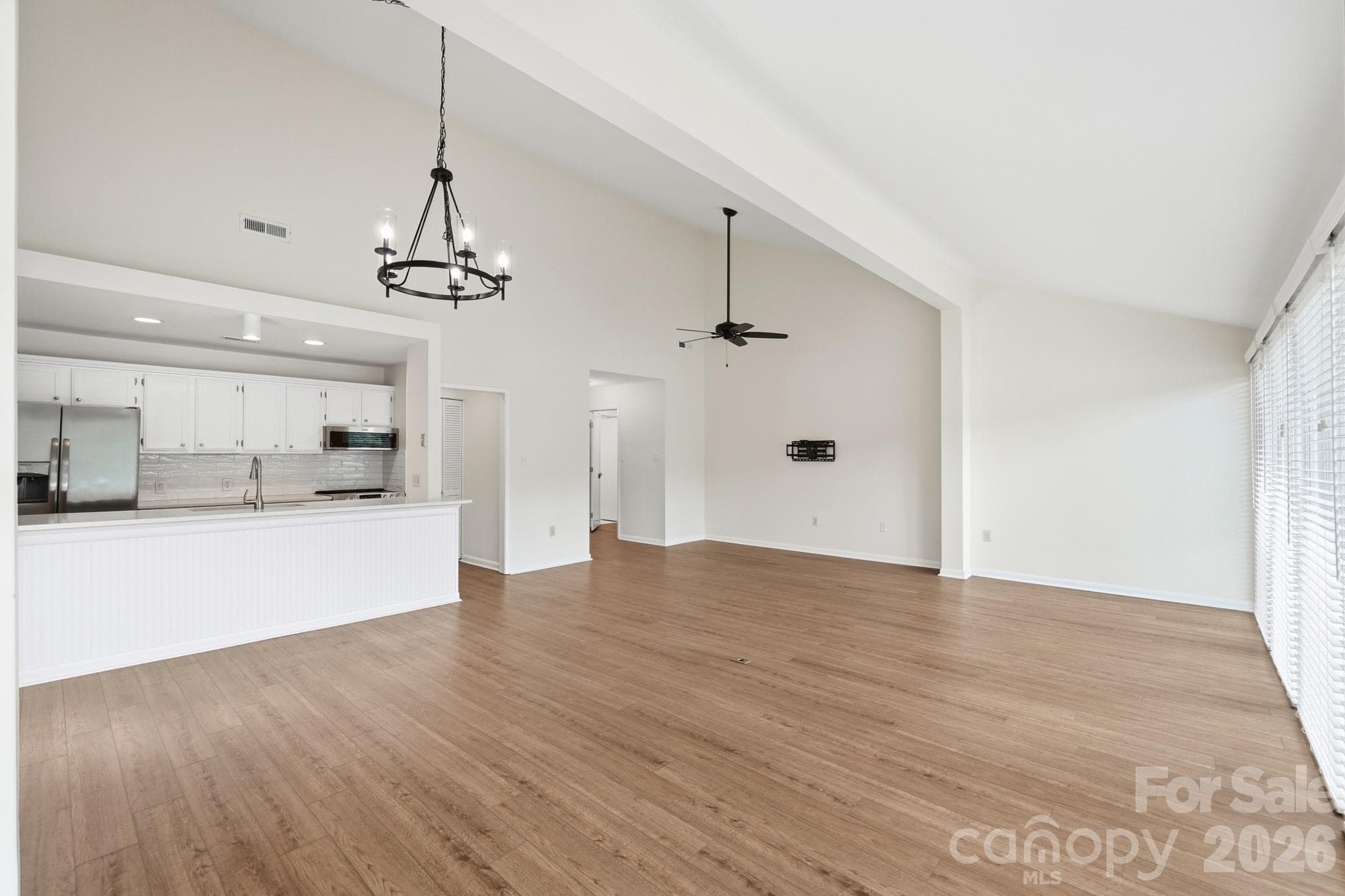 Condominium at Lake Wylie, photo 10 of 34