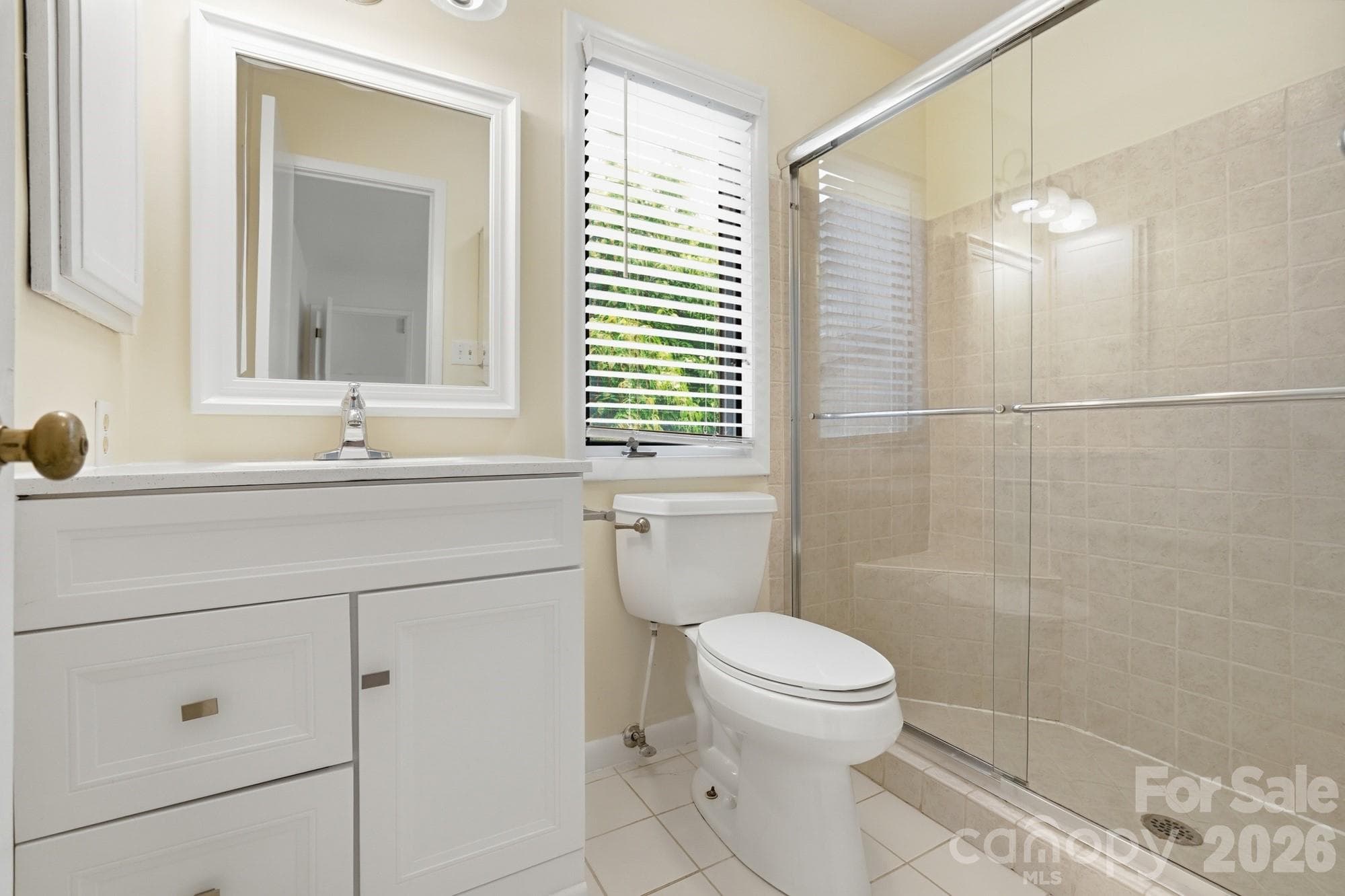 Condominium at Lake Wylie, photo 24 of 34