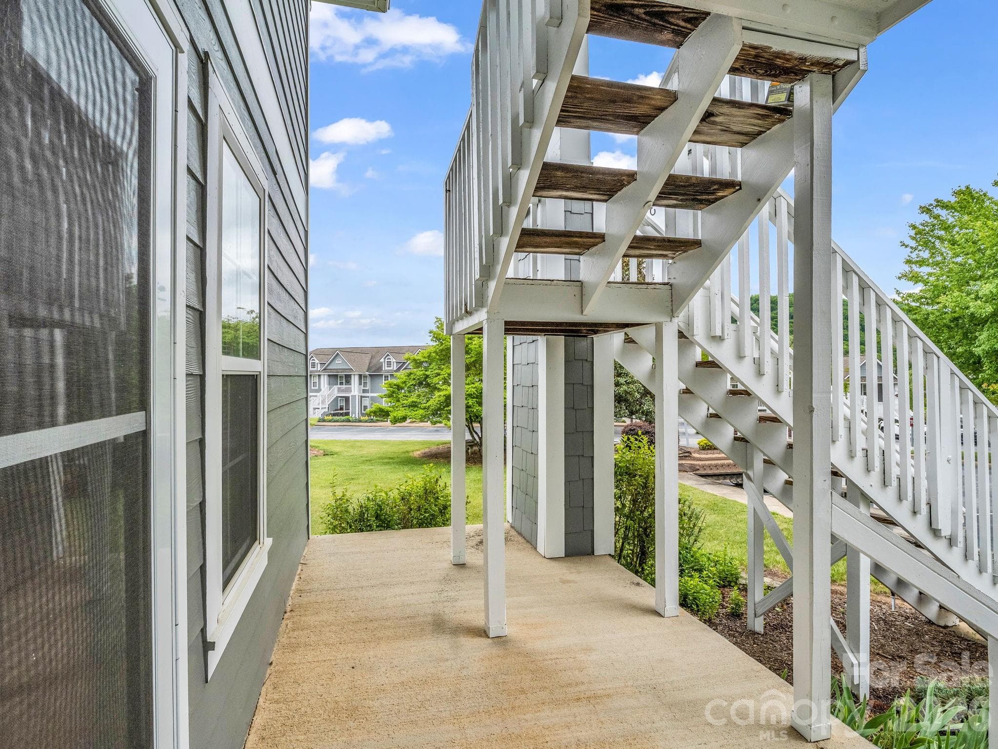 Condominium at Asheville, photo 9 of 46