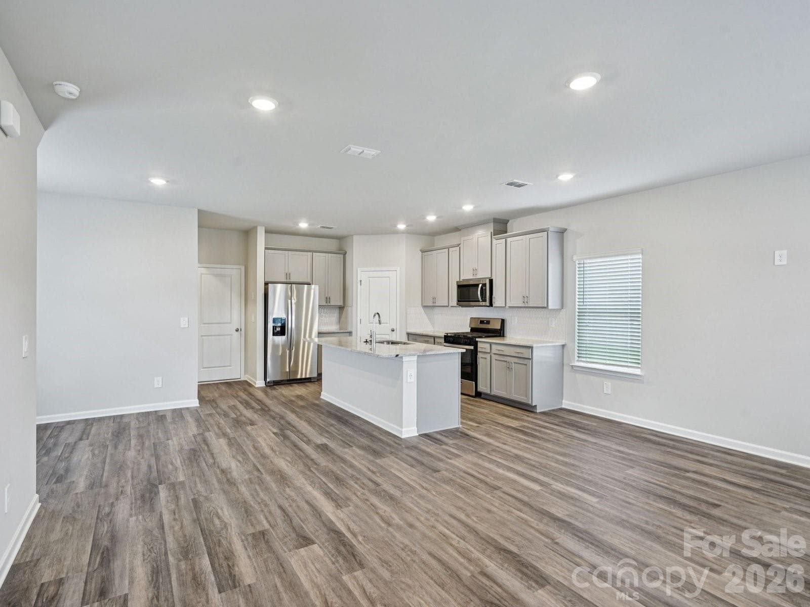Photo is not of the actual home, but is an inspirational photo of builder’s model home and may depict options, furnishings, and/or decorator features that are not included - Gastonia