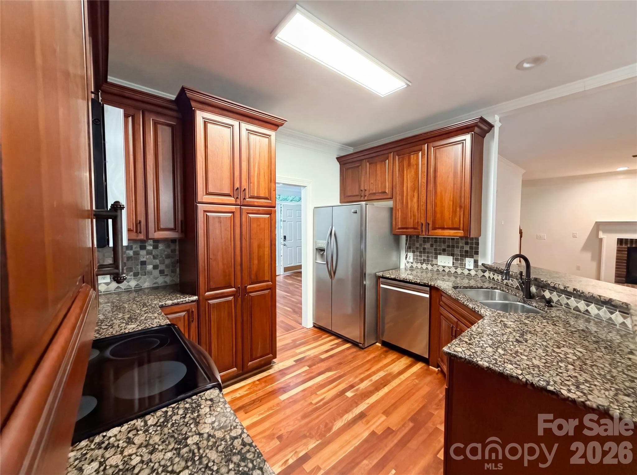 Single Family Residence at 12341 Willingdon Road, Huntersville, photo 2 of 17