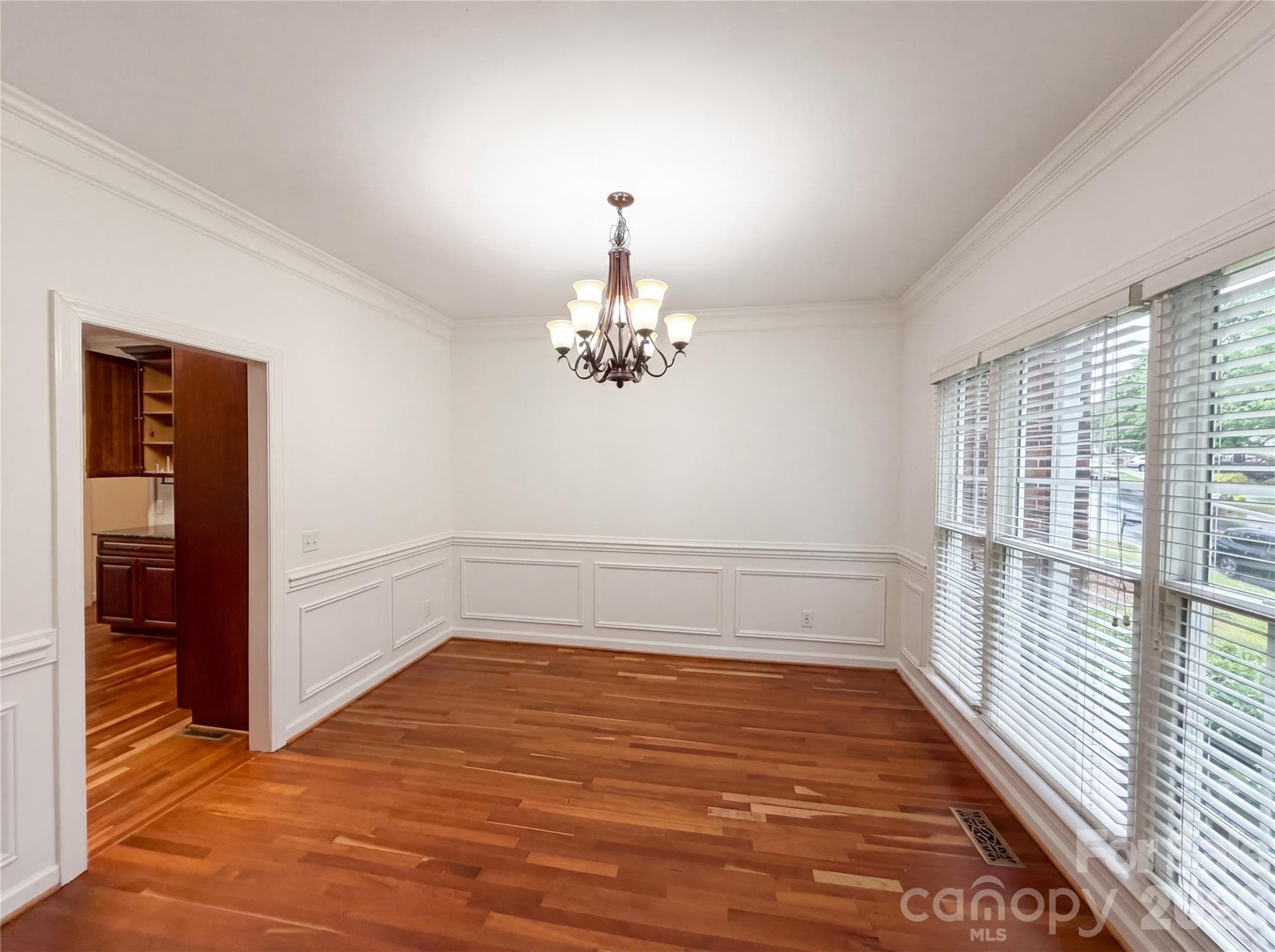 Single Family Residence at 12341 Willingdon Road, Huntersville, photo 6 of 17