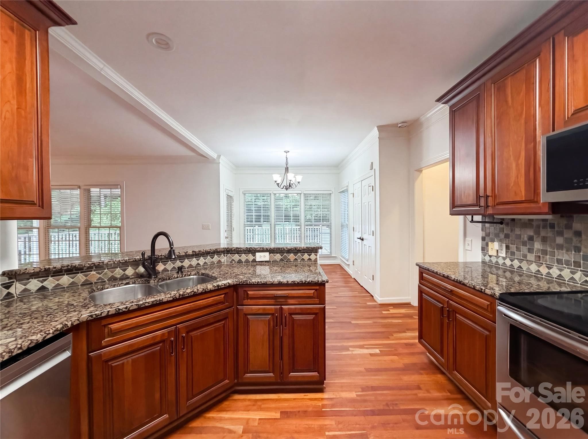 Single Family Residence at 12341 Willingdon Road, Huntersville, photo 7 of 17