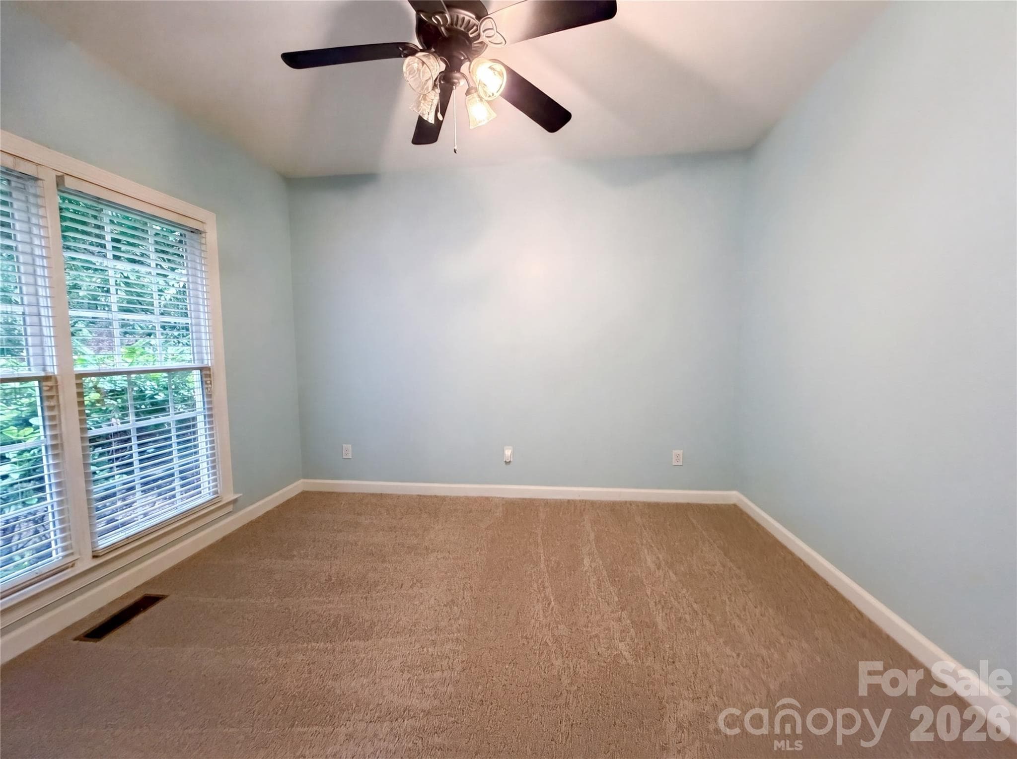 Single Family Residence at 12341 Willingdon Road, Huntersville, photo 10 of 17