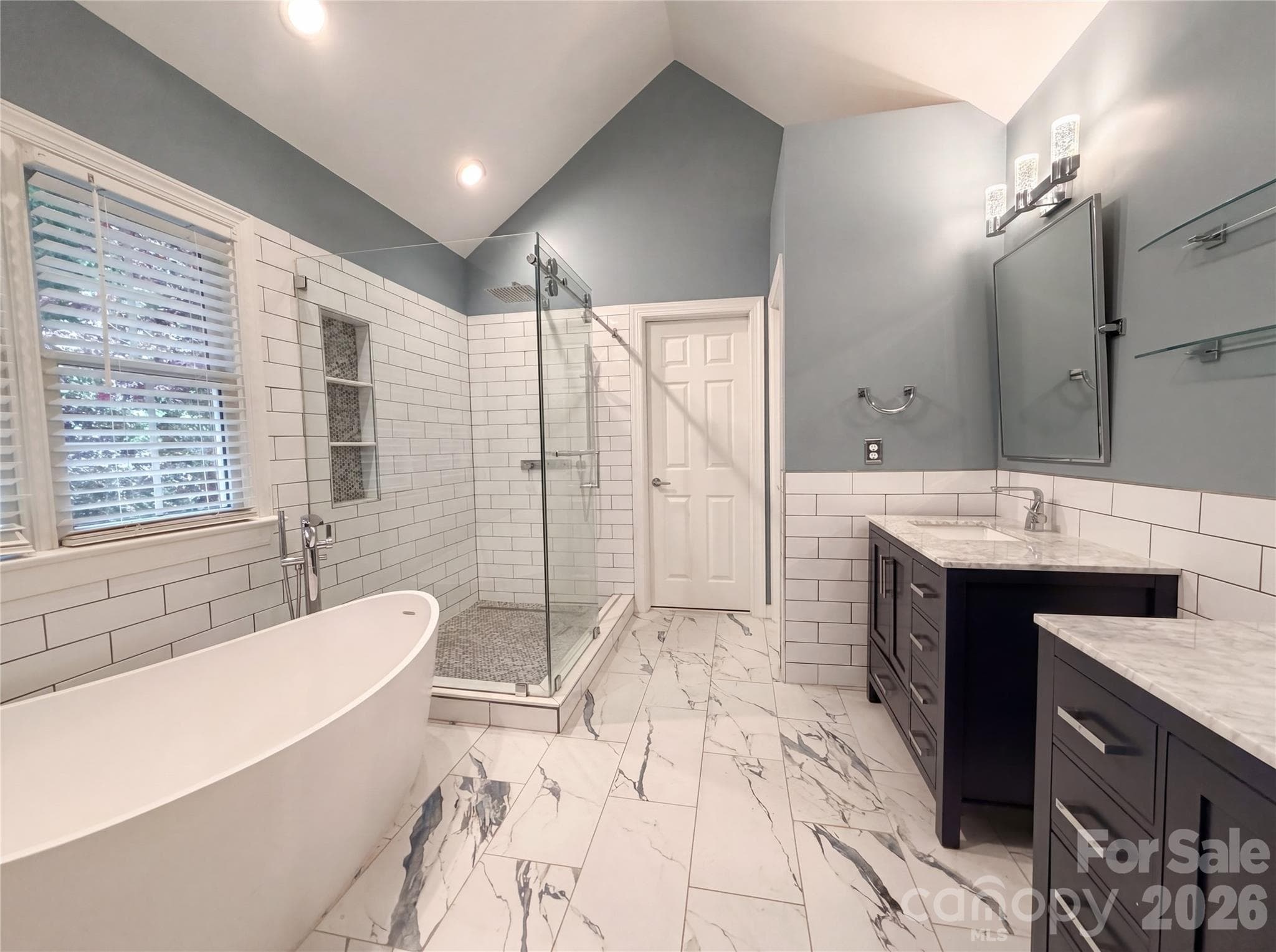 Single Family Residence at 12341 Willingdon Road, Huntersville, photo 12 of 17