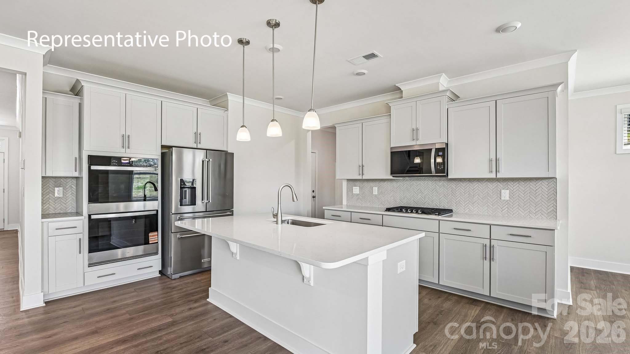 Single Family Residence at 4301 Round Table Drive, Gastonia, photo 10 of 34
