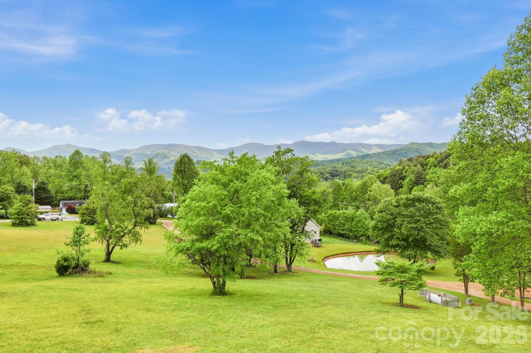 Single Family Residence at 208 Quail Ridge Trail, Franklin, photo 9 of 45