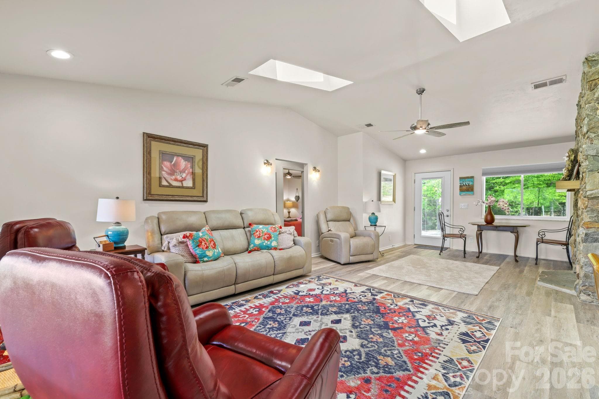 Single Family Residence at 208 Quail Ridge Trail, Franklin, photo 12 of 45