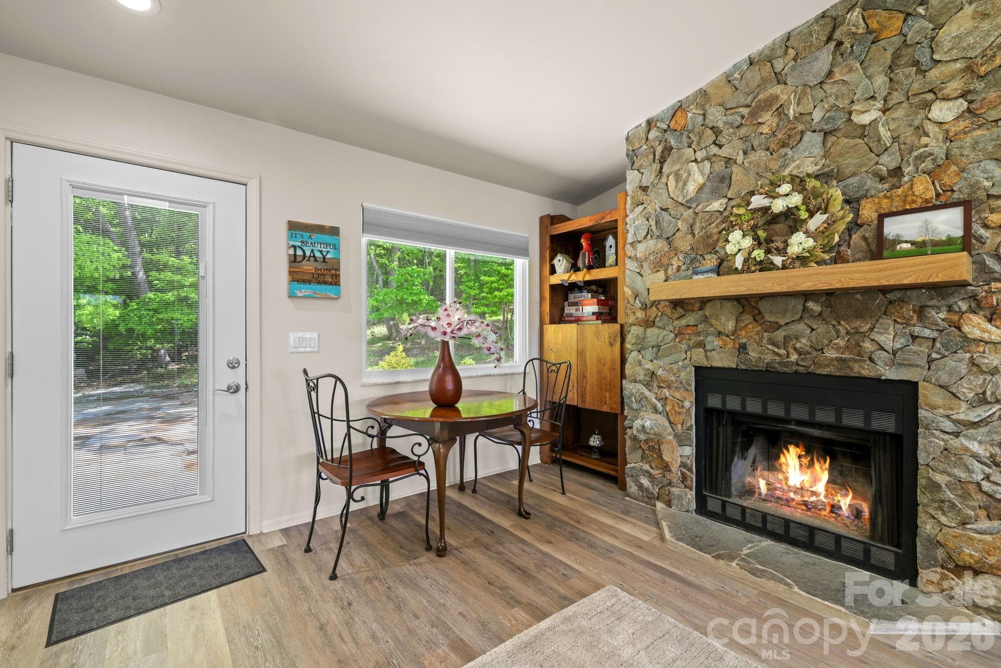 Single Family Residence at 208 Quail Ridge Trail, Franklin, photo 14 of 45