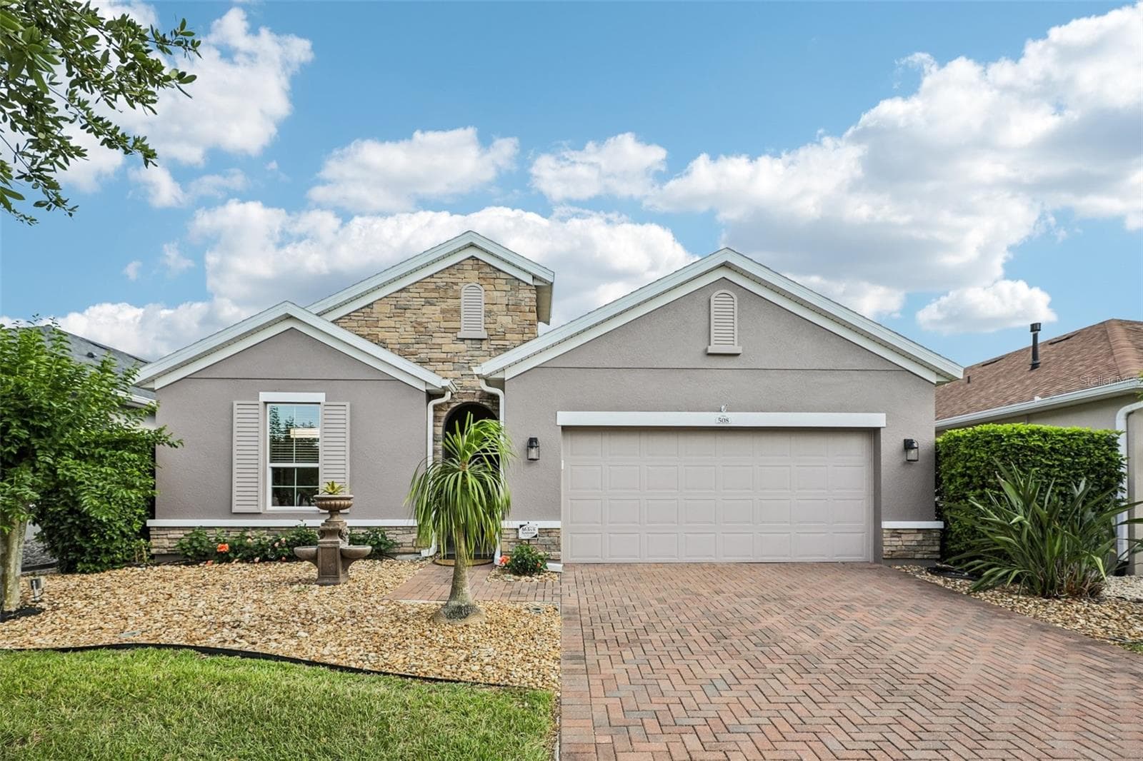 Single Family Residence at 508 NARROW VIEW LN, GROVELAND, photo 10 of 41