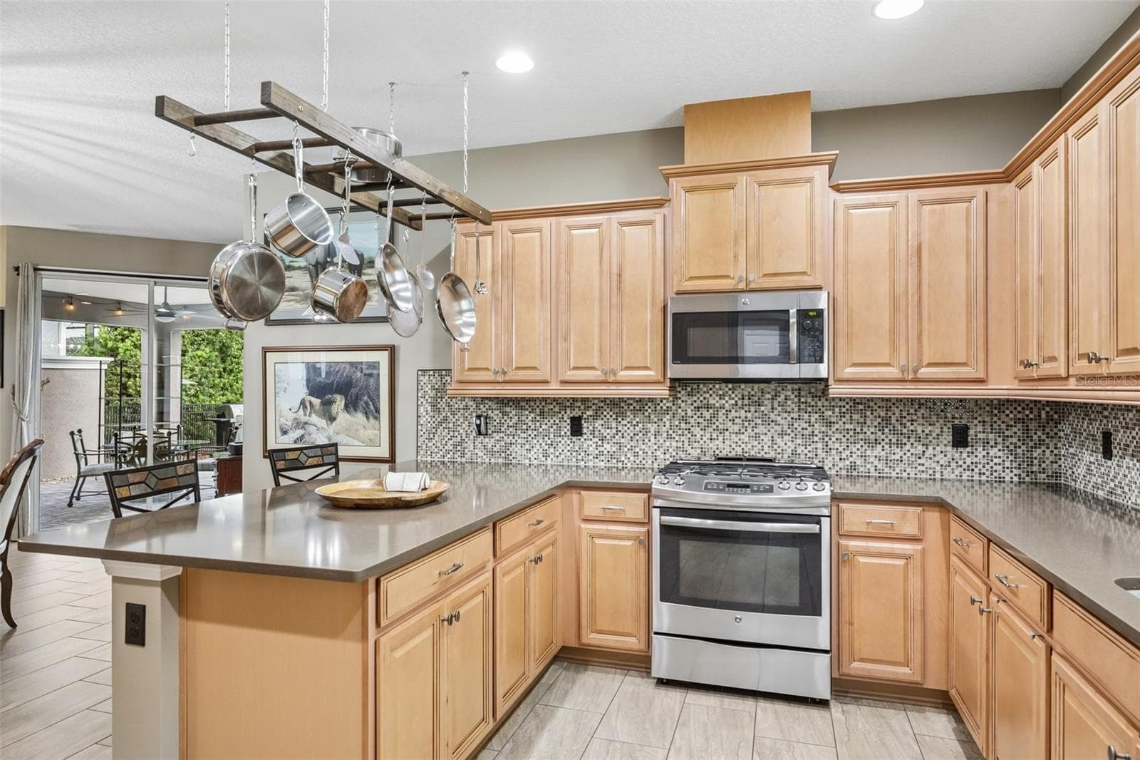 Single Family Residence at 508 NARROW VIEW LN, GROVELAND, photo 22 of 41