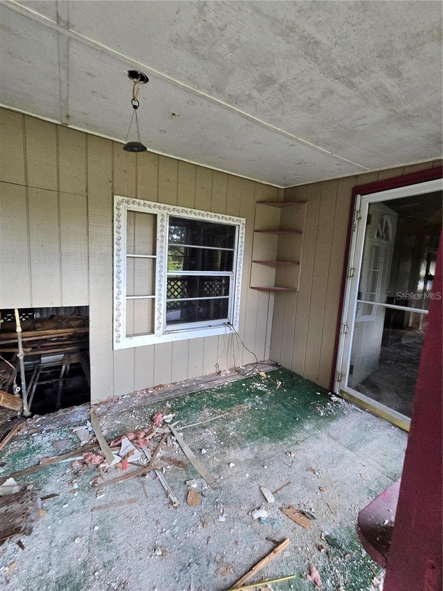 Mobile Home at 17208 MERCURY RD, ORLANDO, photo 5 of 8