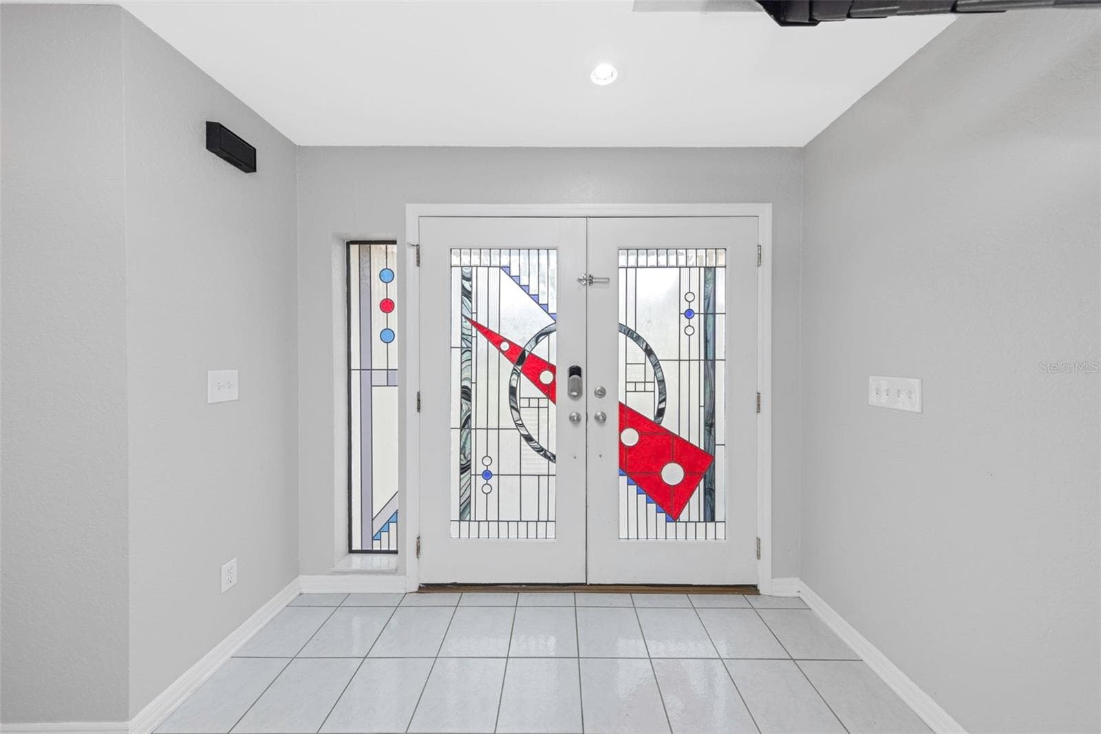 Foyer - 3334 BRIAN RD N, PALM HARBOR