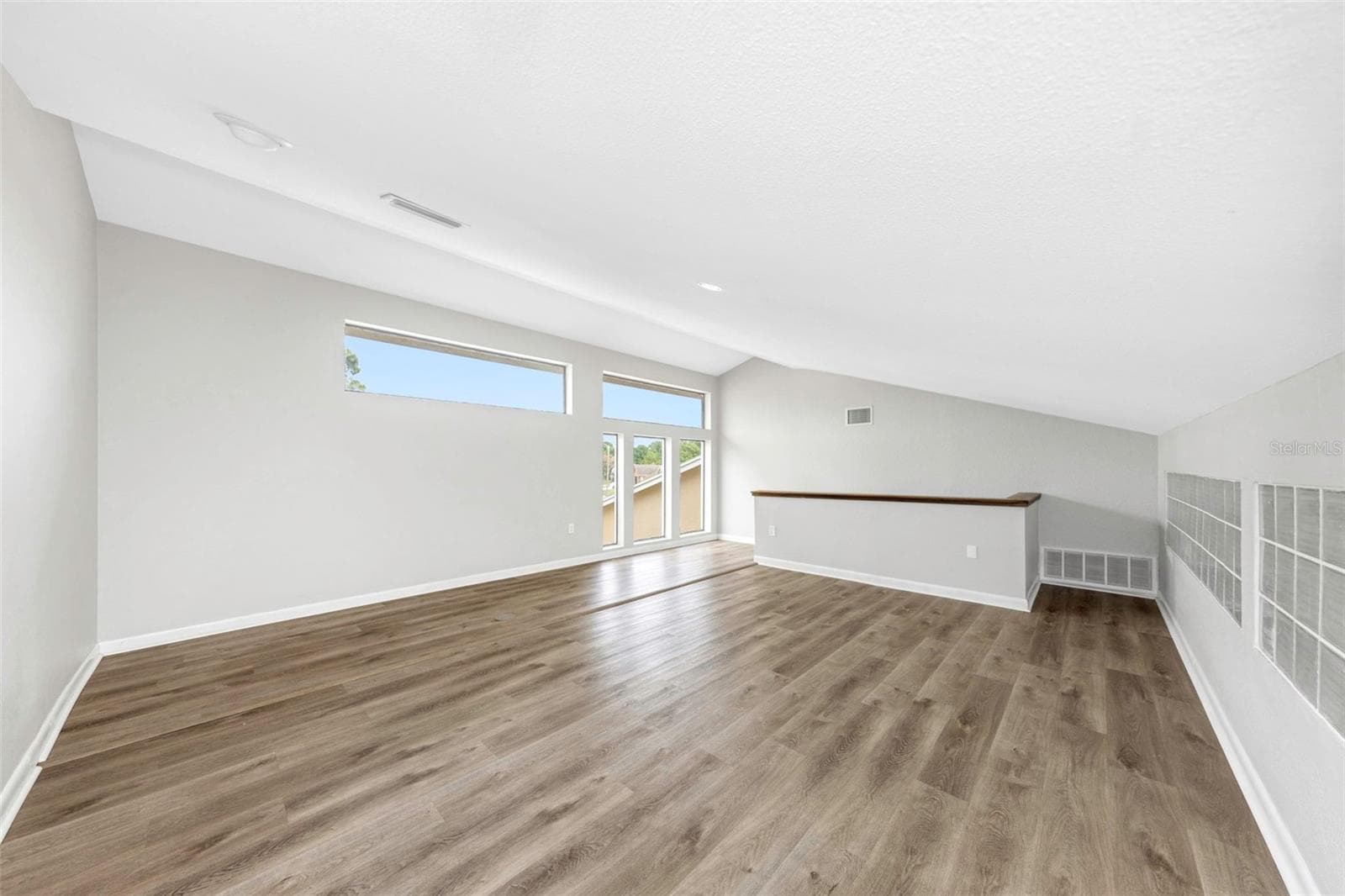 Loft - Reserve View - 3334 BRIAN RD N, PALM HARBOR
