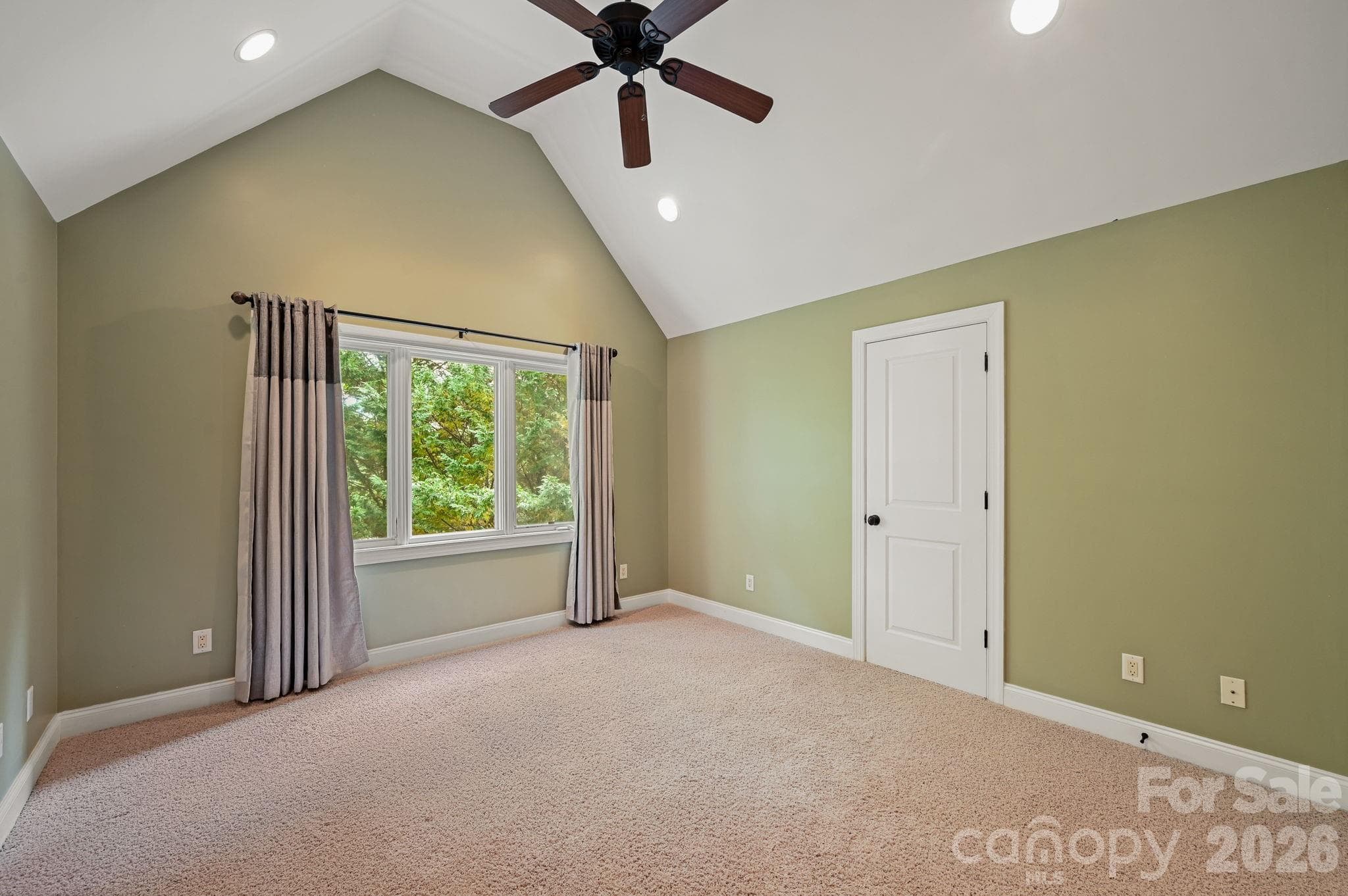 Guest Room Upper Level - 314 Woodland Drive, Swannanoa