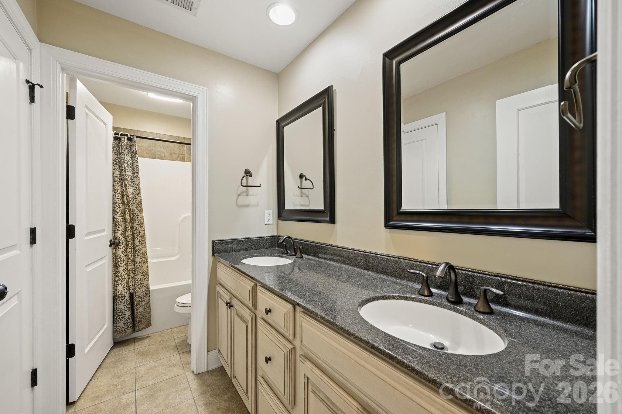 Guest Full Bath Upper Level - 314 Woodland Drive, Swannanoa