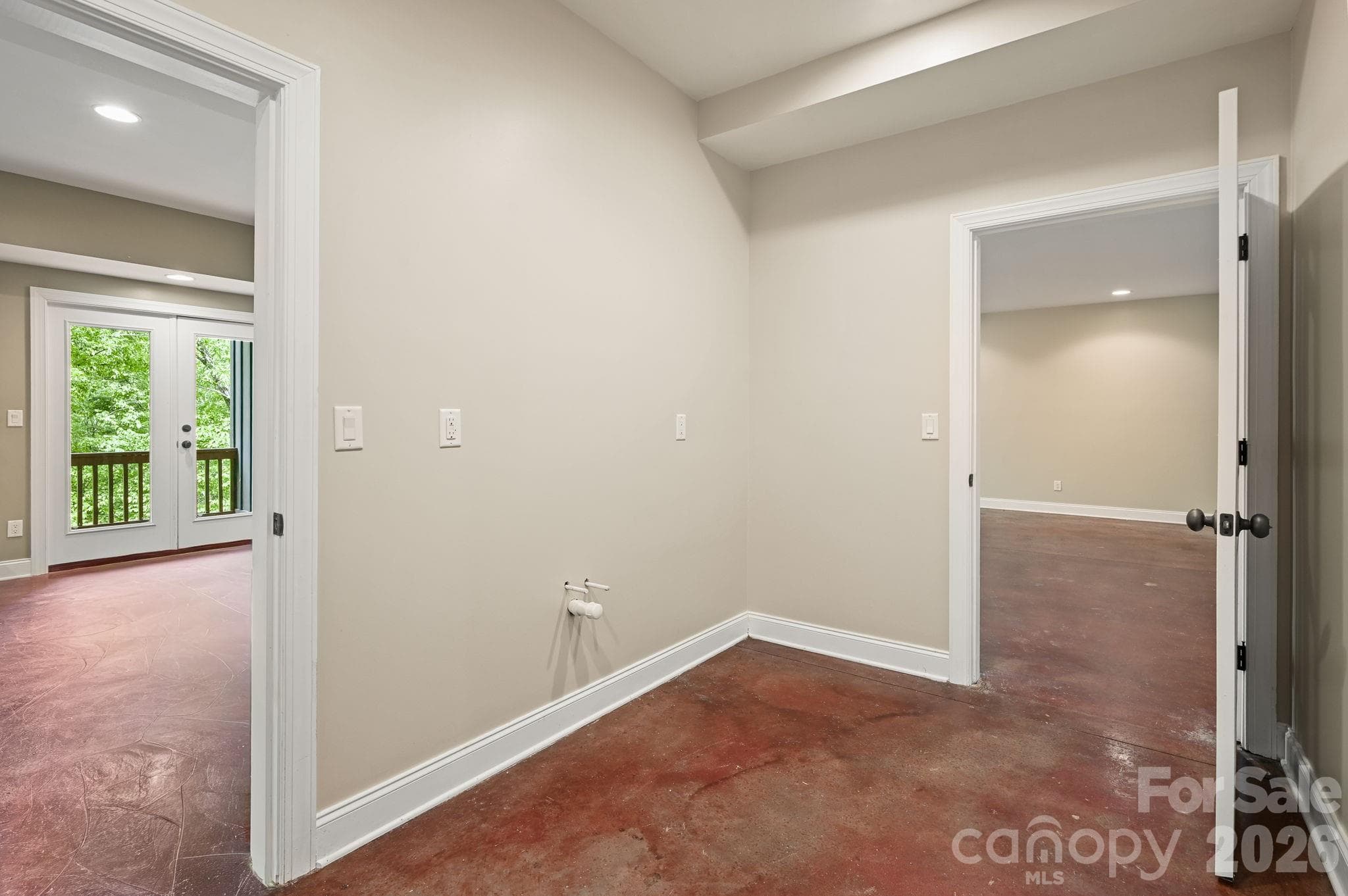 Future Wet Bar? - 314 Woodland Drive, Swannanoa