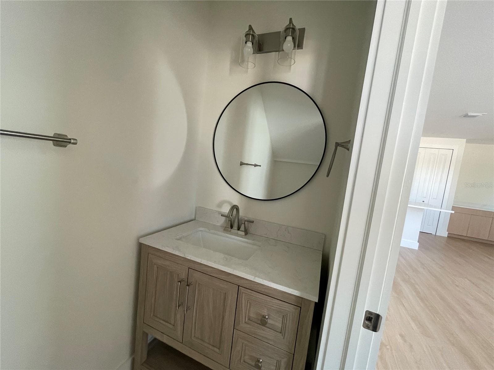 Duplex at 711 GULF BLVD, INDIAN ROCKS BEACH, photo 8 of 19